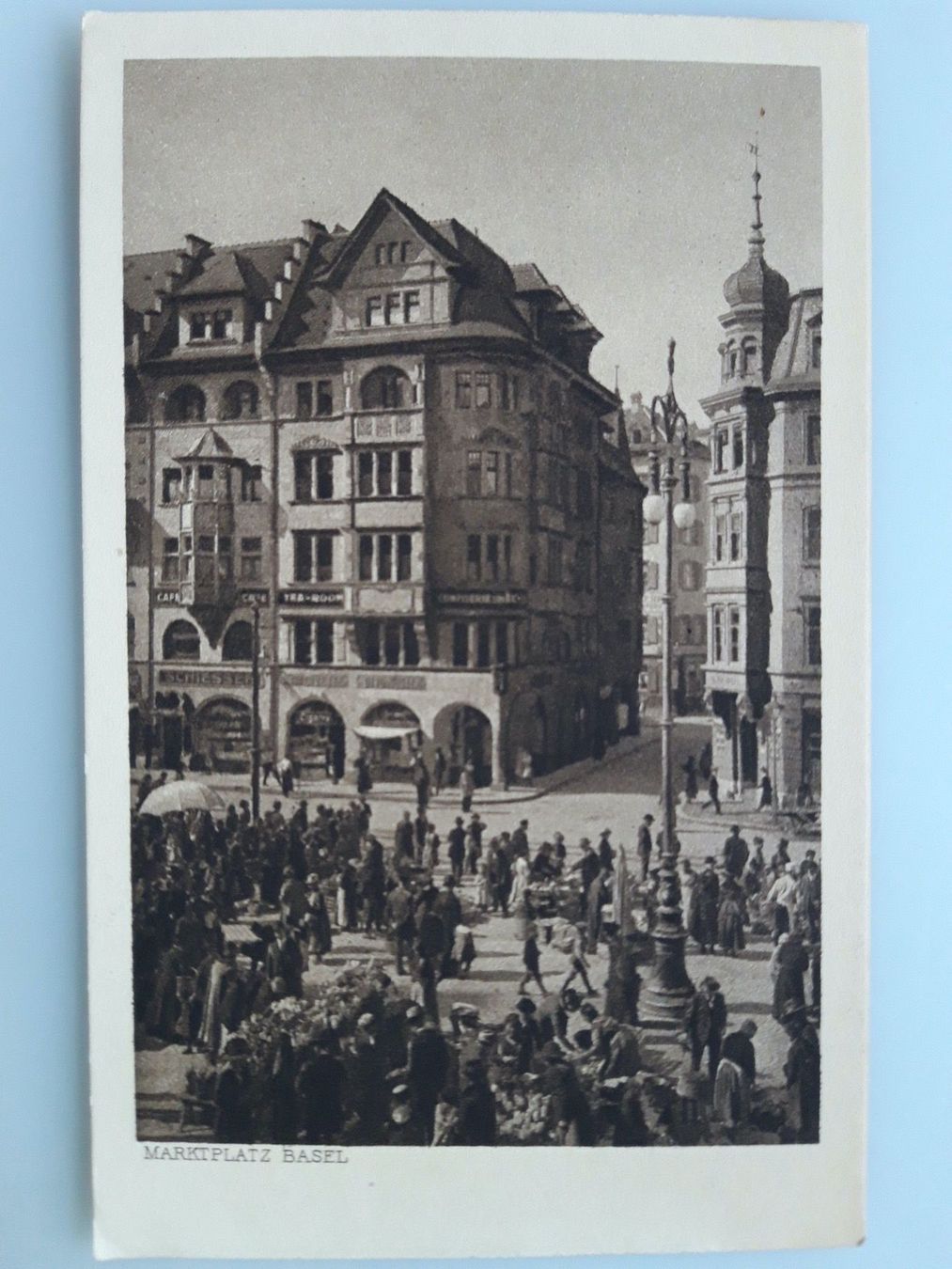 Cartoline postali: Marktplatz Basel – Usato da Sargans venduto da nicsam1815