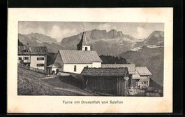 Furna, Teilansicht mit Kirche gegen Drus