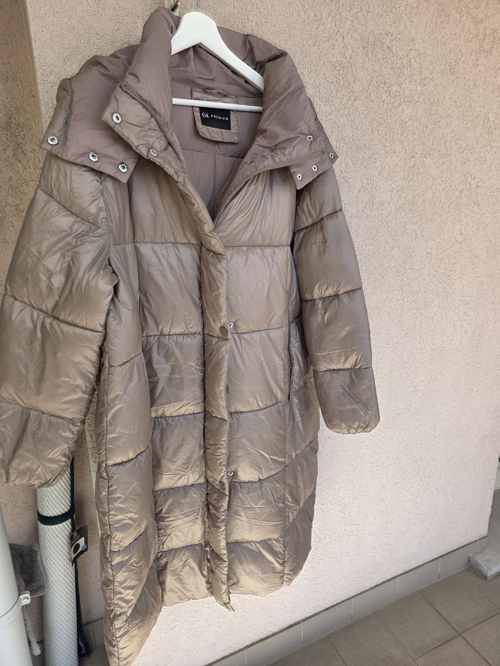 C&A Mäntel: Doudoune beige C&A premium neuve – Neu (gemäss Beschreibung) aus Yverdon-les-Bains von enzine