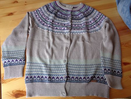 Weiche Strickjacke im Norwegerstil, B'wolle, Gr. 38, NEU!