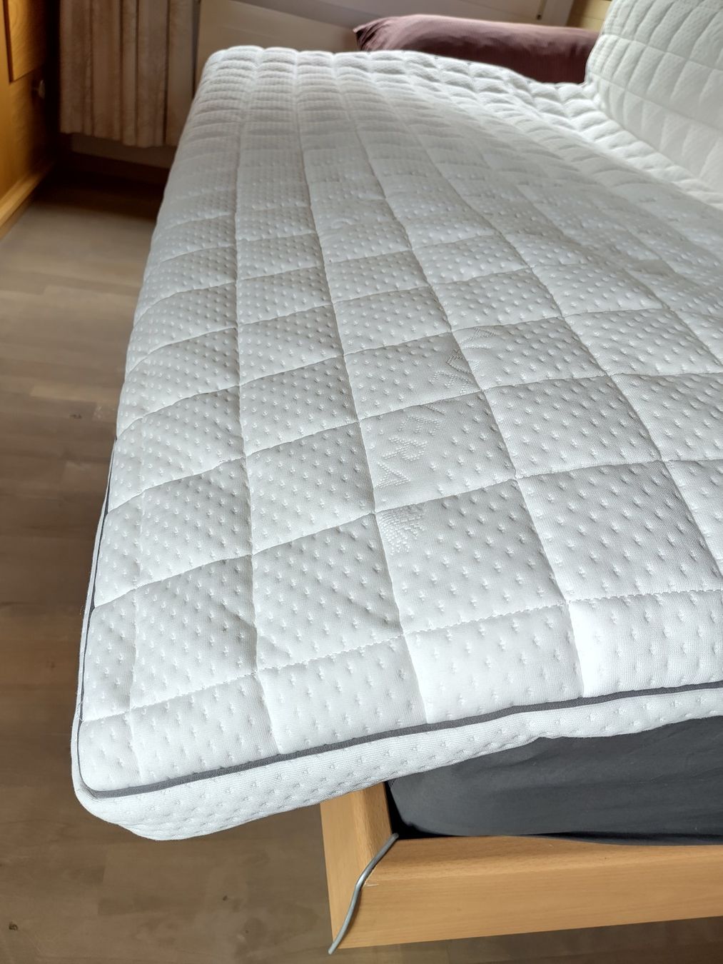 Matelas: Matratzen-Topper – D'occasion à Fajauna par oddfuihsdguhs 1