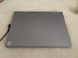 Acer Predator Triton 500 SE  Wie neu