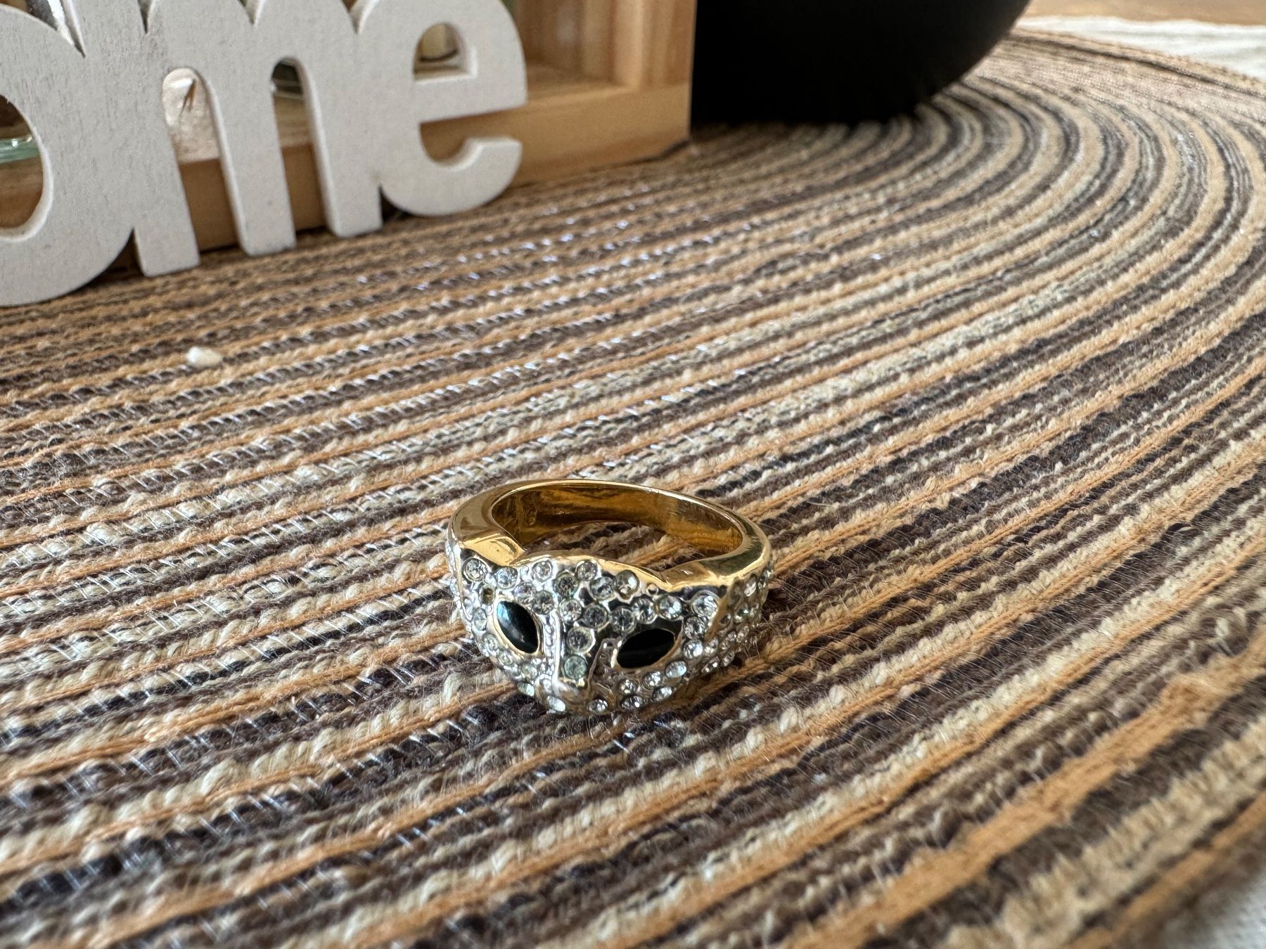 Anelli: Goldener Ring mit Strass und schwarzem Stein – Usato da Arlesheim venduto da Eli_77 1