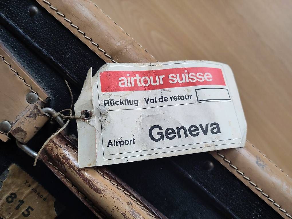Valises de voyage: Valise au style vintage rétro – D'occasion à Cormoret par vote1881 1