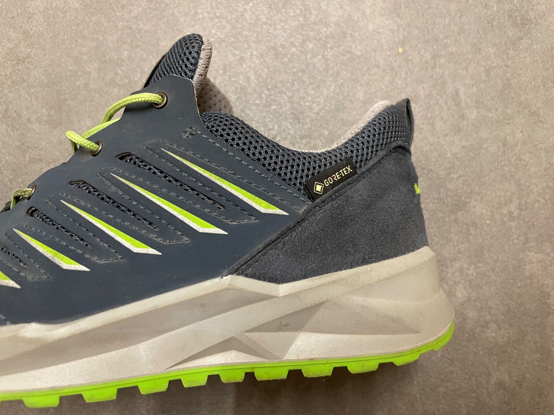 Lowa Scarpe da uomo: Lowa Trekkingschuh Gr. 35 – Usato da Luzern venduto da airela 4