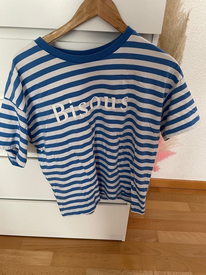 H&M T-Shirts: H&M Damen T-Shirt S Grösse – Gebraucht aus Tägerwilen von makcode09
