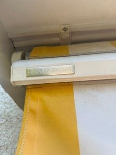 Tende da sole: Sonnenstore gelb-weiss 230 cm – Usato da Herrliberg venduto da tk8_22hw