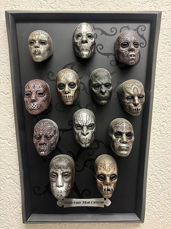 Spielzeuge: HARRY POTTER's Death Eater Mini Mask Collection – Gebraucht aus Zürich von samg00dy