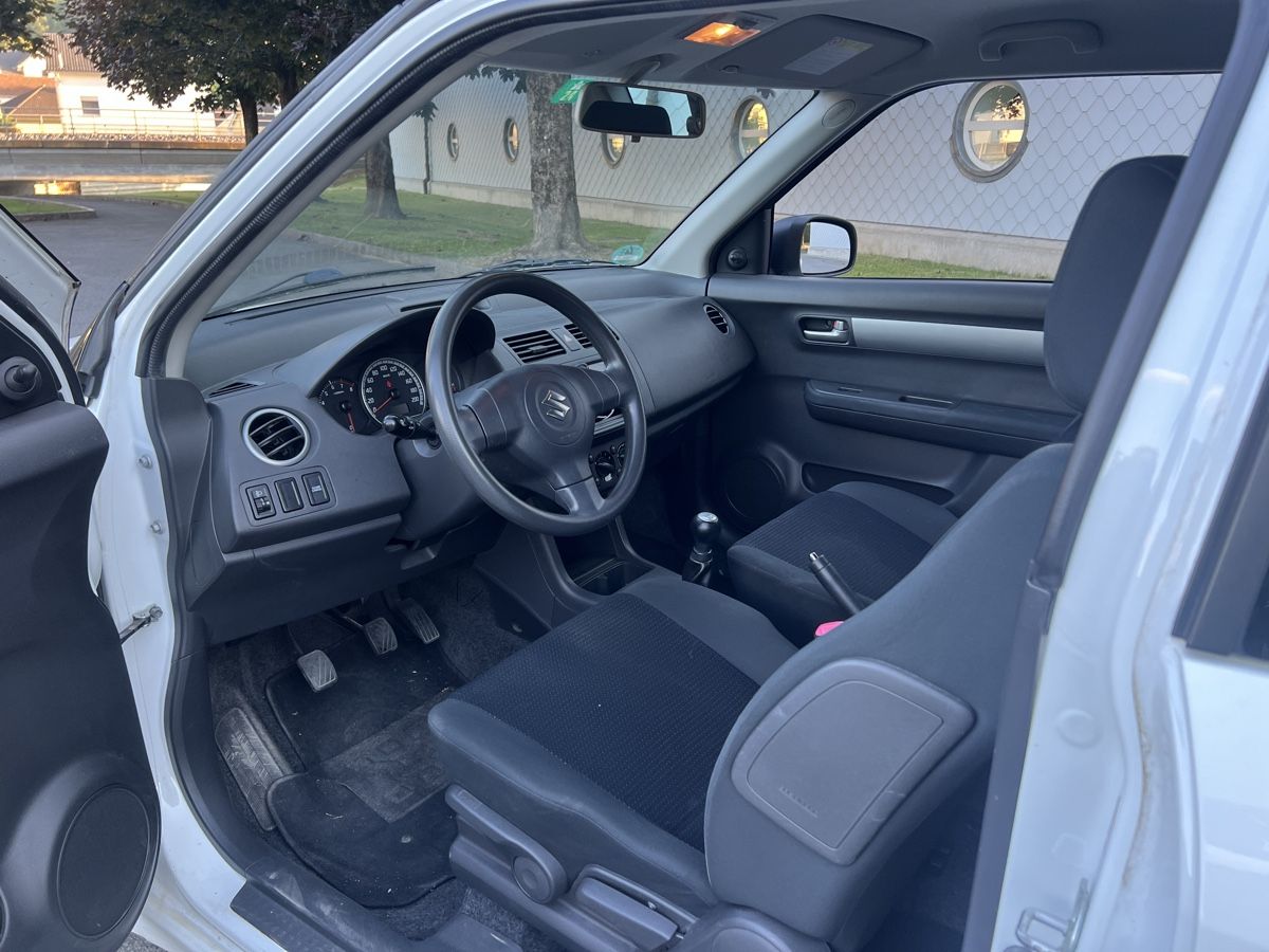 Suzuki Autos: Suzuki Swift 1.3 ab 1.-! – D'occasion à St. Margrethen SG par M.Kt 5
