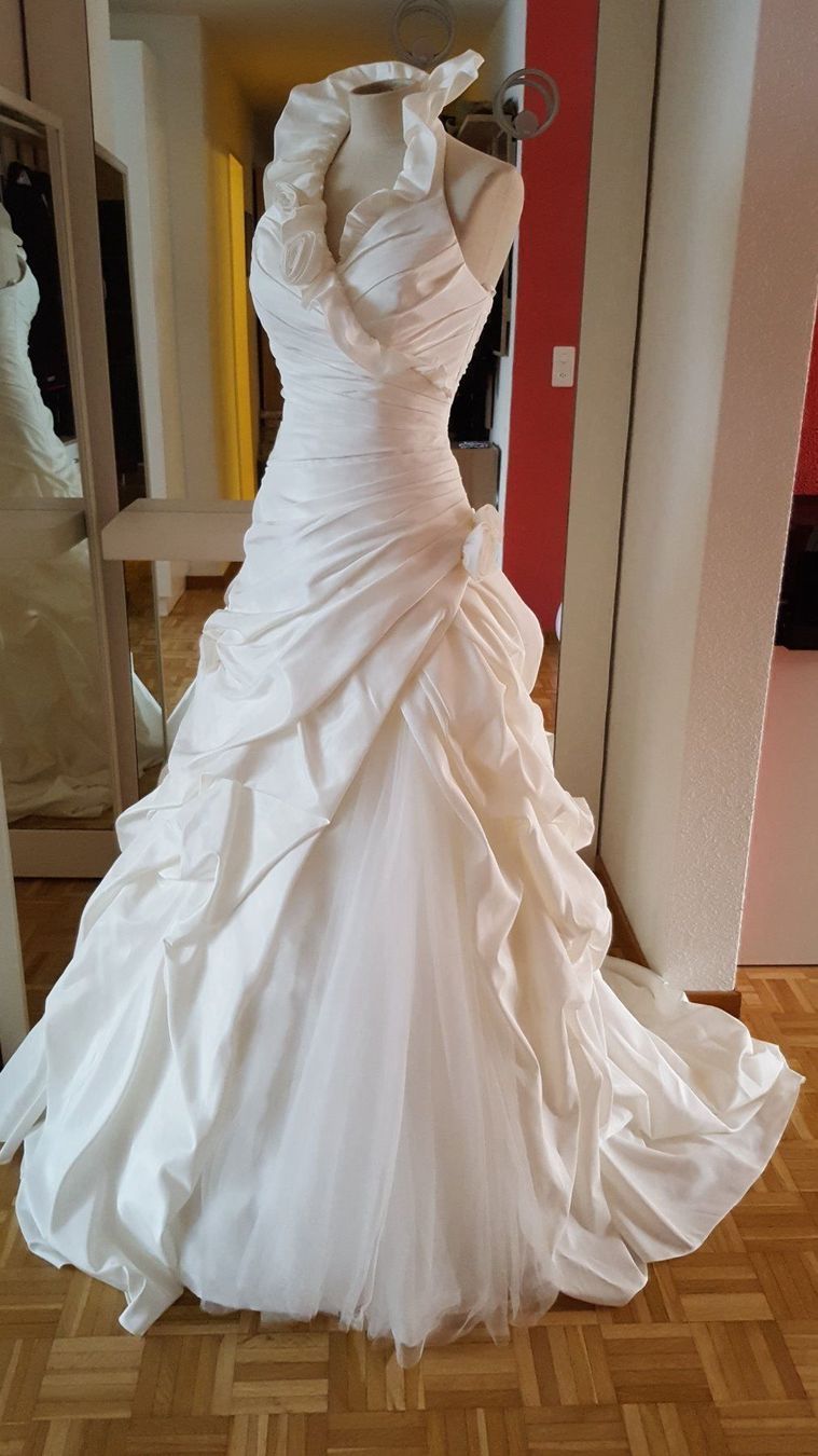 Kleider: Brautkleid Bellice Gr. 32/34, ivory – Neu (gemäss Beschreibung) aus turbenthal von lory300zx