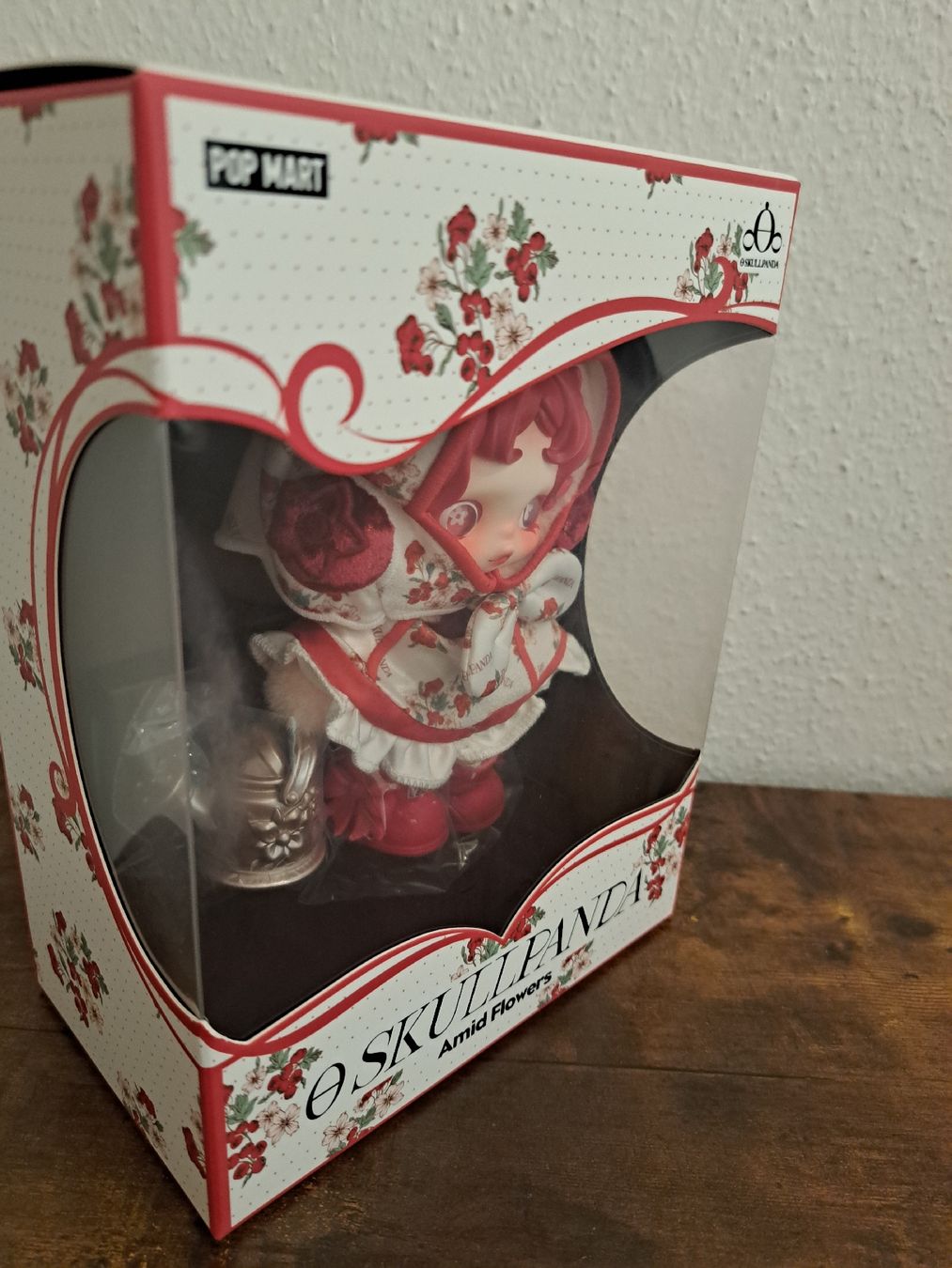 Pop Mart Statuette: Pop Mart Skullpanda Amid Flowers – Nuovo e nell'imballaggio originale da Wil SG venduto da RnBFlavoursDarling 2