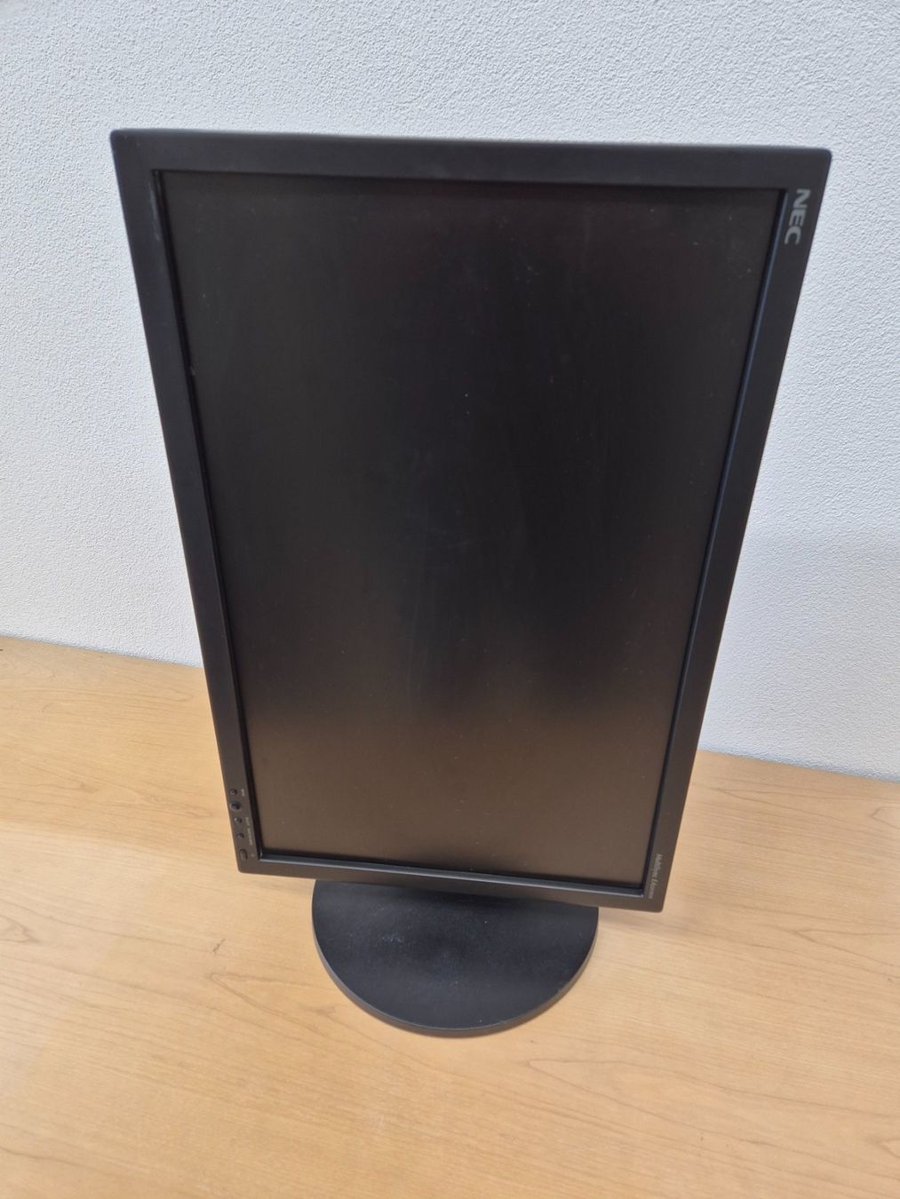 Nec Monitore: NEC Monitor 24zoll – Gebraucht aus Elgg von computerbrocki 1