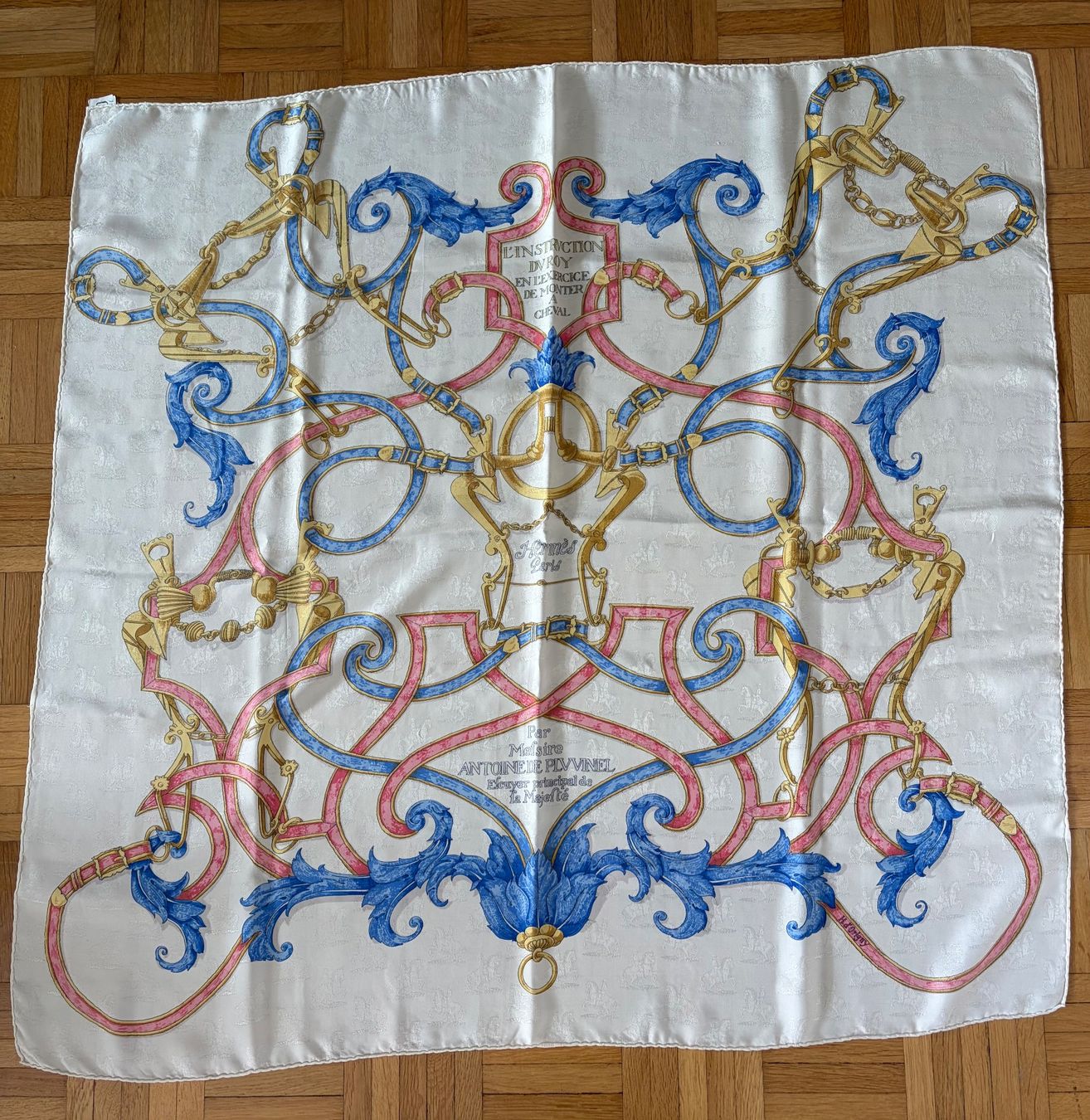 Hermès Foulards, Tücher & Schals: Hermes Seidenfoulard 1993 – Gebraucht aus Luzern von Lampion