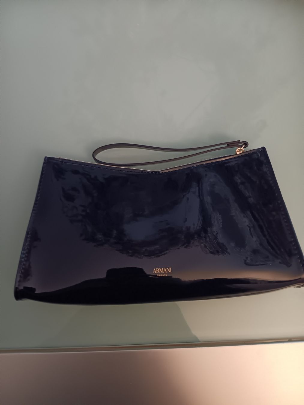 Custodie per cosmetici: Armani Neu Original Necessaire oder Abendtasche unbenutzt – Nuovo e nell'imballaggio originale da Chur venduto da alc_9q6q