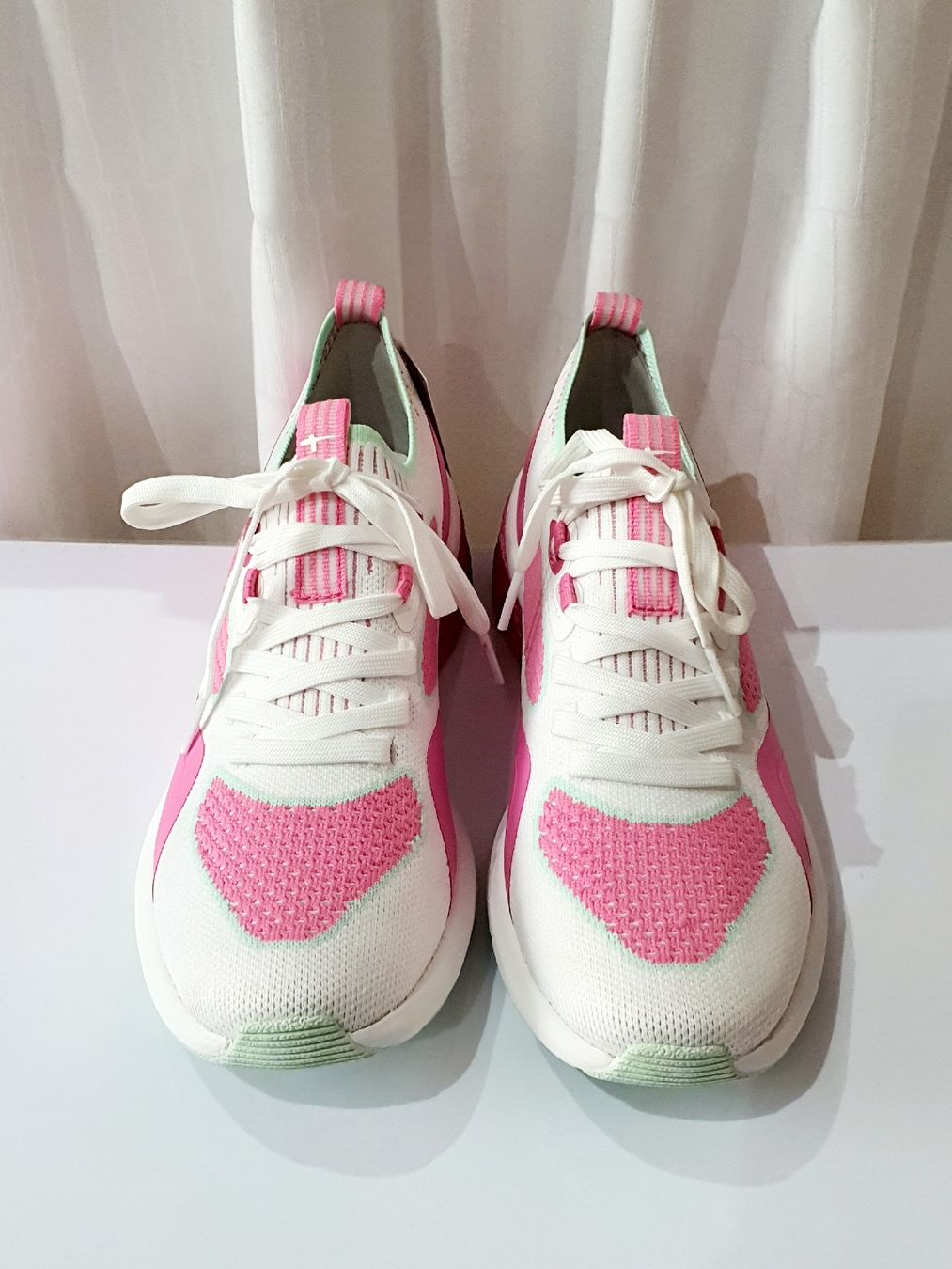 Tamaris Scarpe da donna: Gr. 37 - Tamaris Sneaker, Neu – Nuovo e nell'imballaggio originale da Nürensdorf venduto da sal_g2bz 2