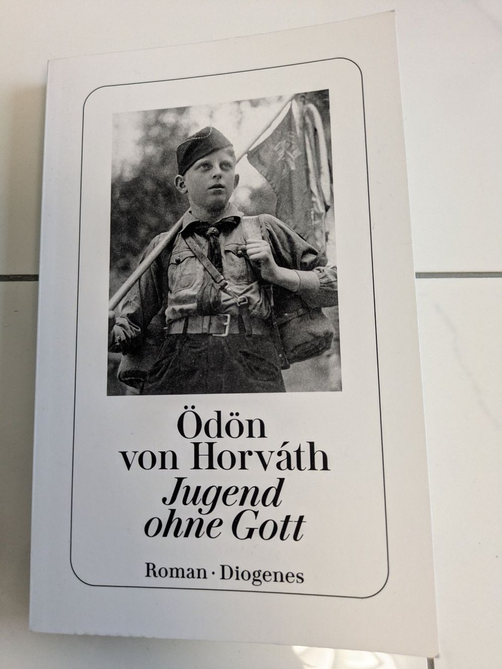 Libri: Jugend ohne Gott – Usato da Uznach venduto da binmaley