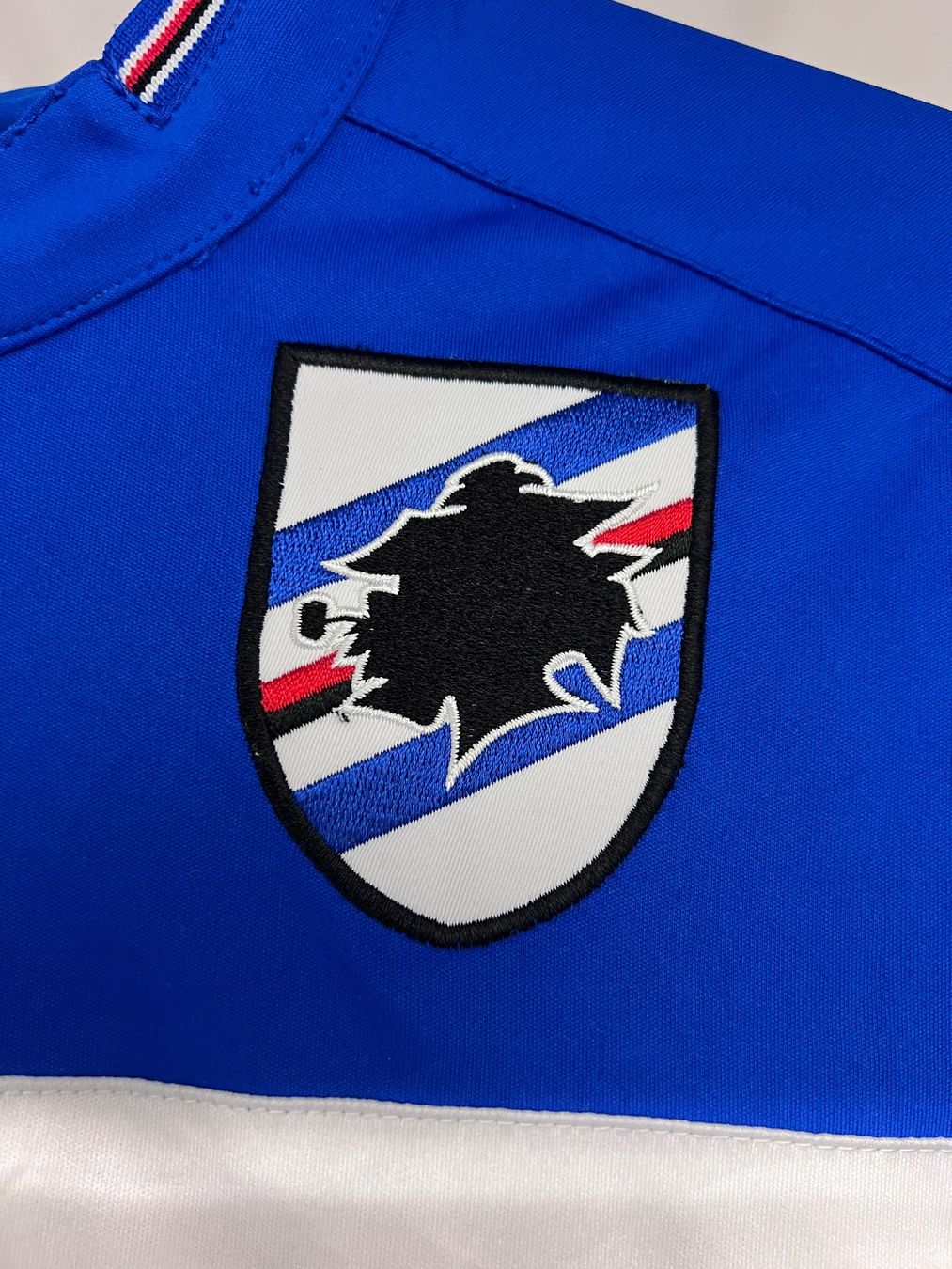 Canottiere & Pantaloni: Sampdoria Trikot Quagliarella 2015-2016 – Usato da Cully venduto da DealerPrice 4