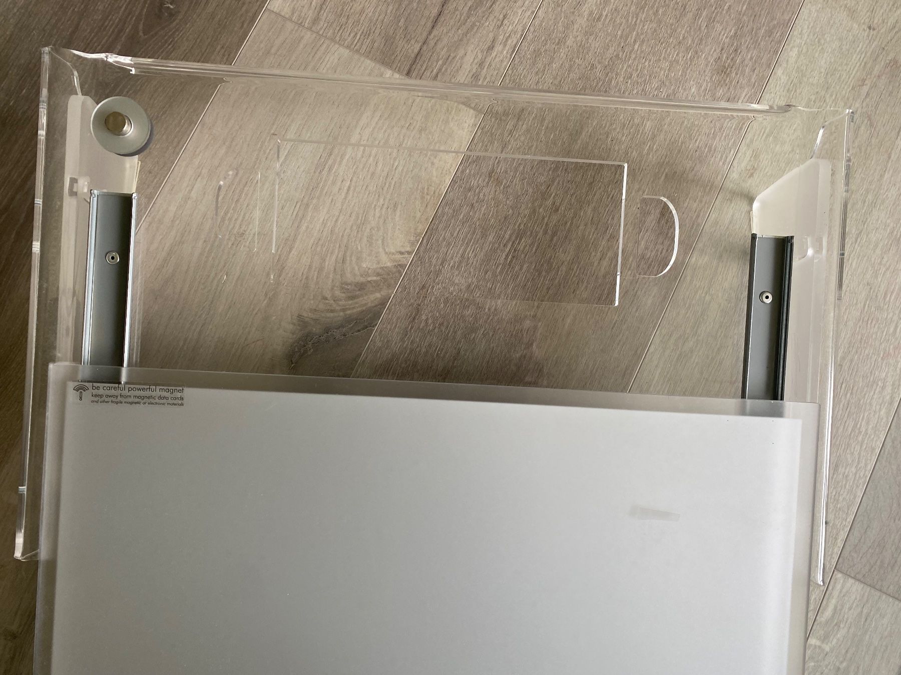 Racks & Cavalletti: Laptop Ständer Laptopständer – Usato da Dottikon venduto da 6571 4
