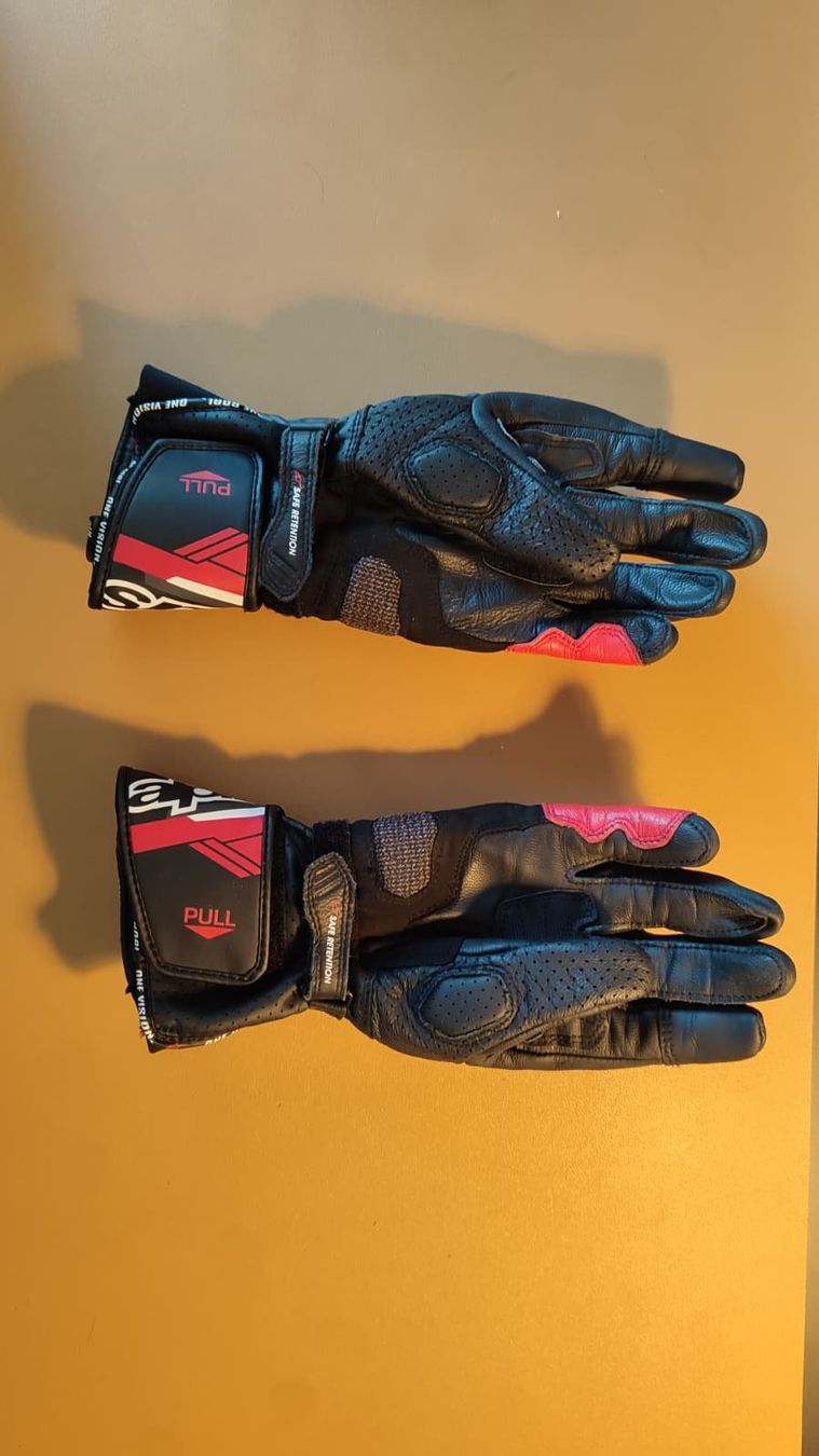 Alpinestars Guanti & manicotti: Motorradhandschuhe Alpinestars SP-8 V3 - S – Nuovo (secondo la descrizione) da Dietikon venduto da ant_q5zn 2