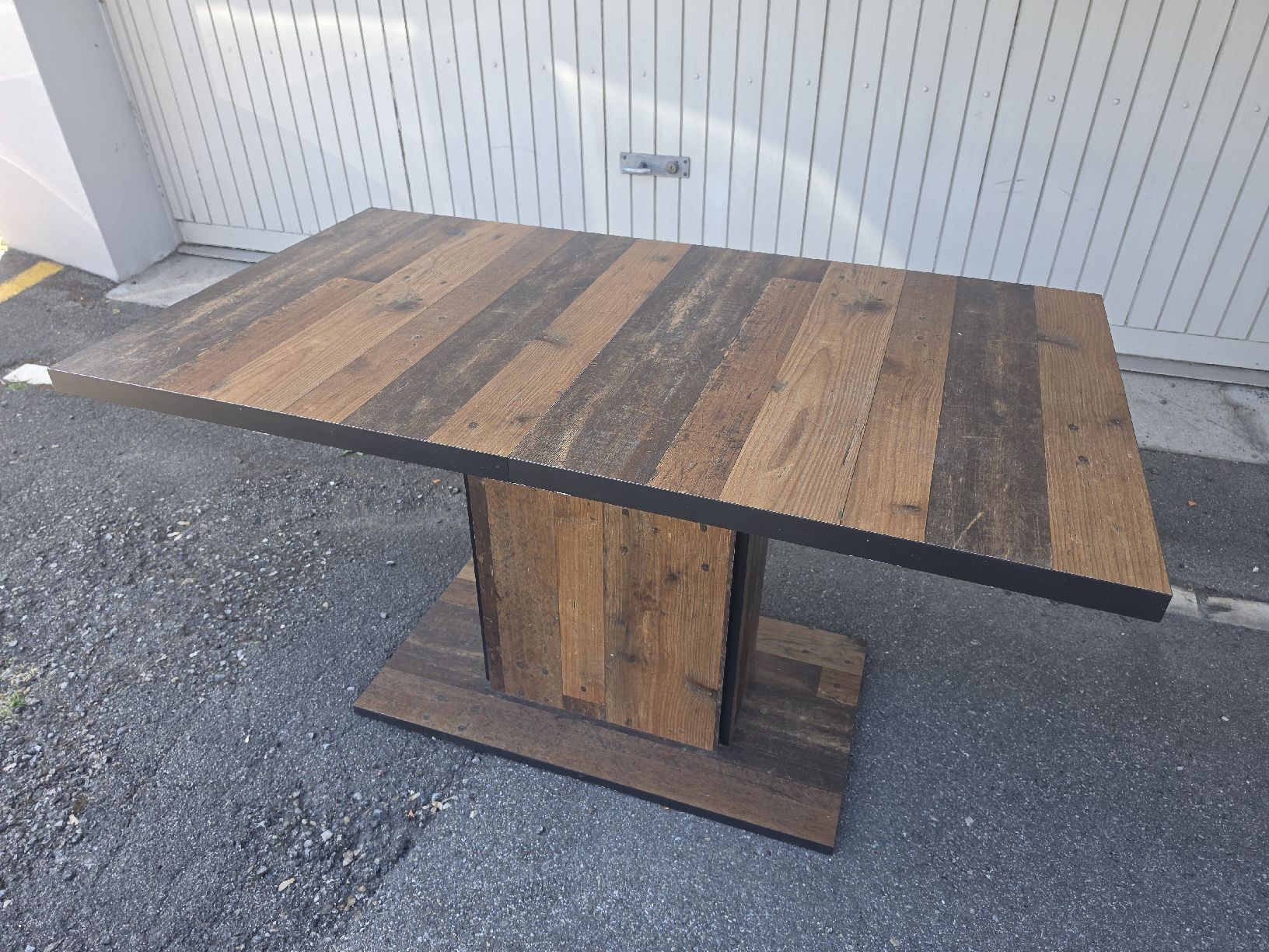 Tables: Esstisch  – D'occasion à Winterthur par xXSchwwizXx
