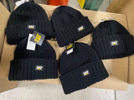 aus Konkurs: 5 neue Mützen, Wintermützen, CAT, Caterpillar