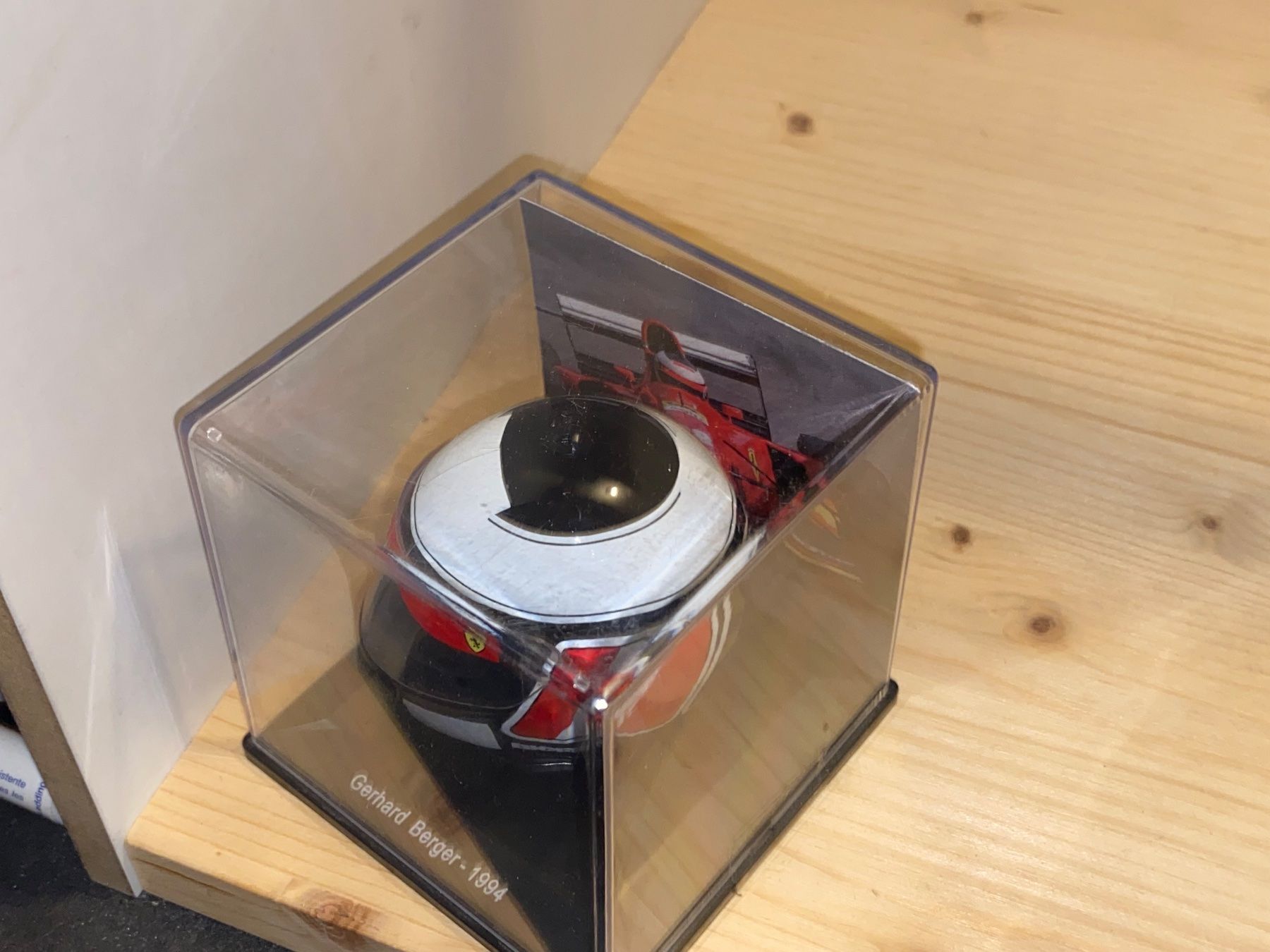 Ferrari Modellini d'auto: Ferrari Helm 1/5 Gerhard Berger 1994 – Nuovo (secondo la descrizione) da Wohlen AG venduto da PrivatSammlung 3