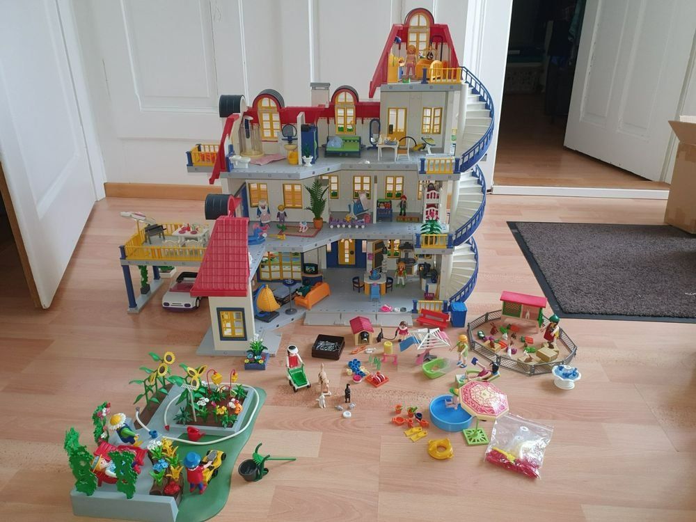 Playmobil Giocattoli: Playmobil Villa – Usato da Lyss venduto da Elisha13 1