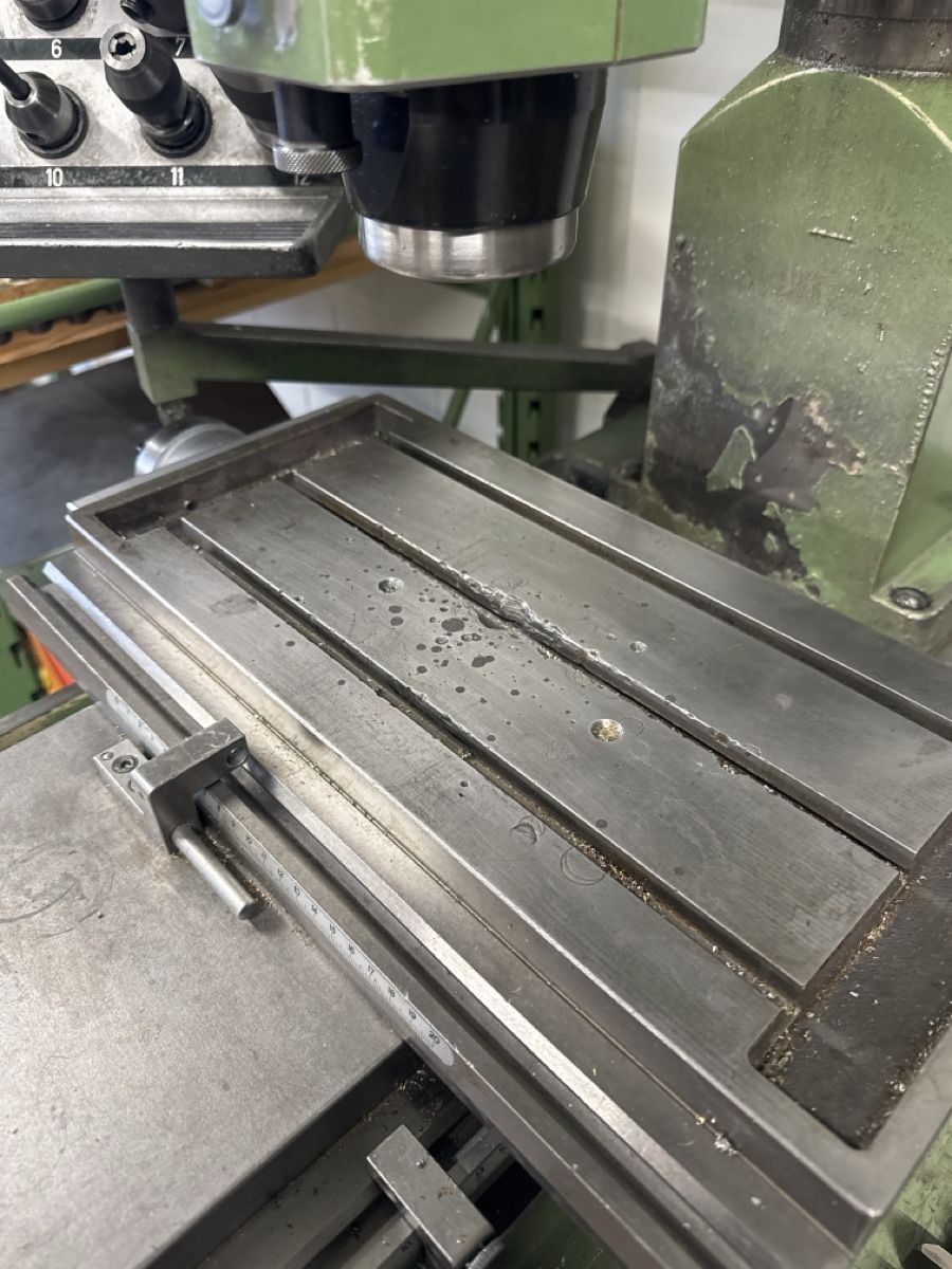 Fehlmann Trapani: Fehlmann P18S, perceuse traudeuse d'établi – Usato da Aarberg venduto da SNMachines 4