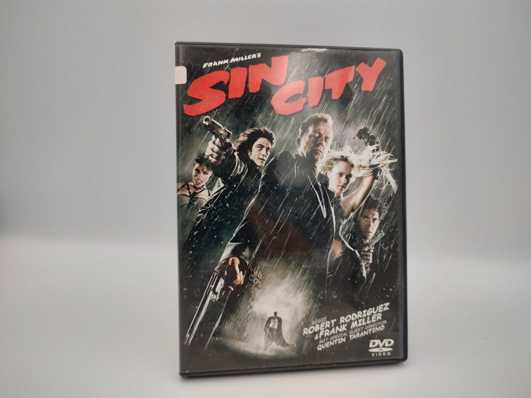 Tutti i DVDs: SIN CITY - Versand A-Post nur CHF 2.50! – Usato da Siblingen venduto da goodprice24