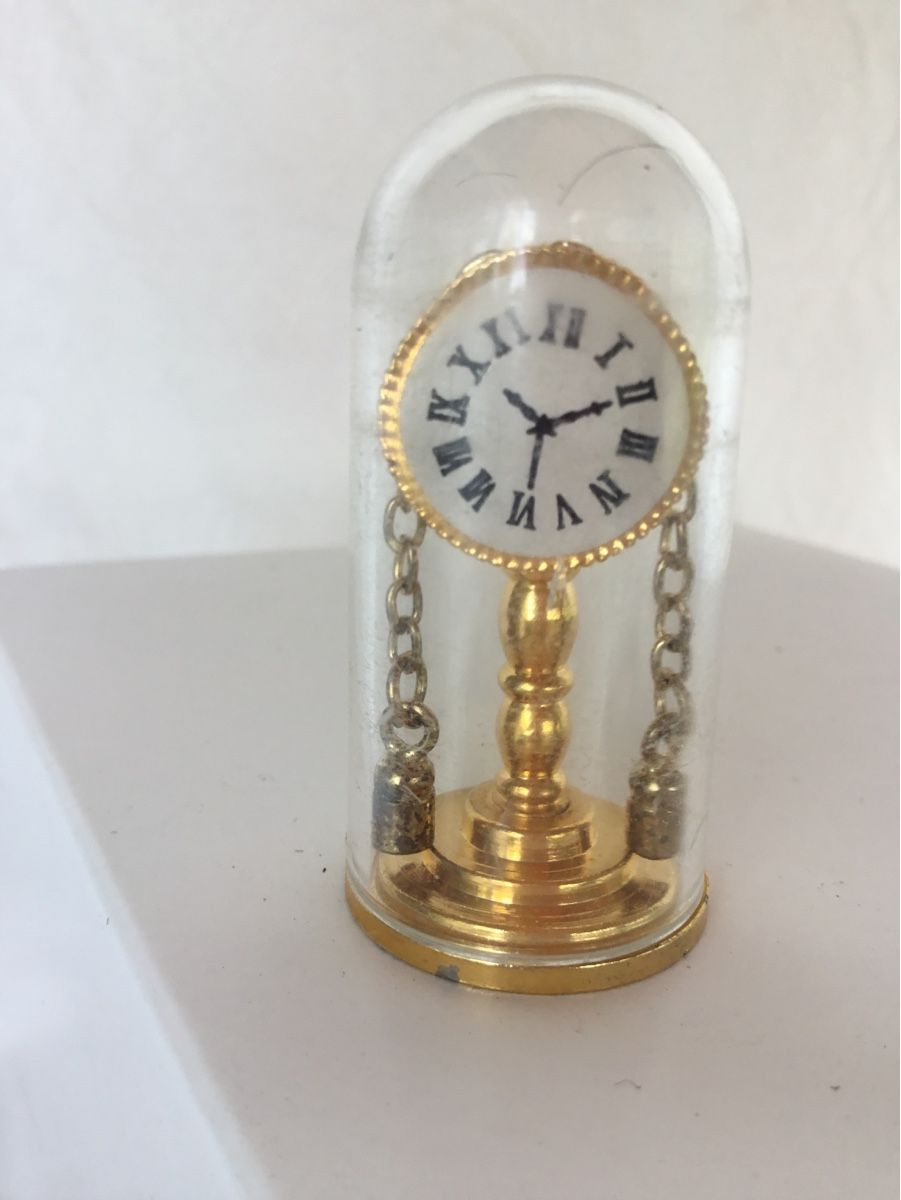 Case e mobili per bambole: Puppenstuben Uhr 1:12 – Usato da St. Gallen venduto da chamilla 1