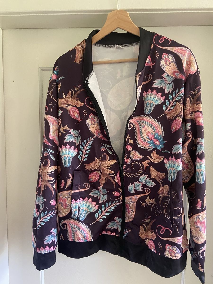 Giacche: Blouson Jacke Grösse S mit Blumenmuster – Usato da Zürich venduto da Sixwieswell