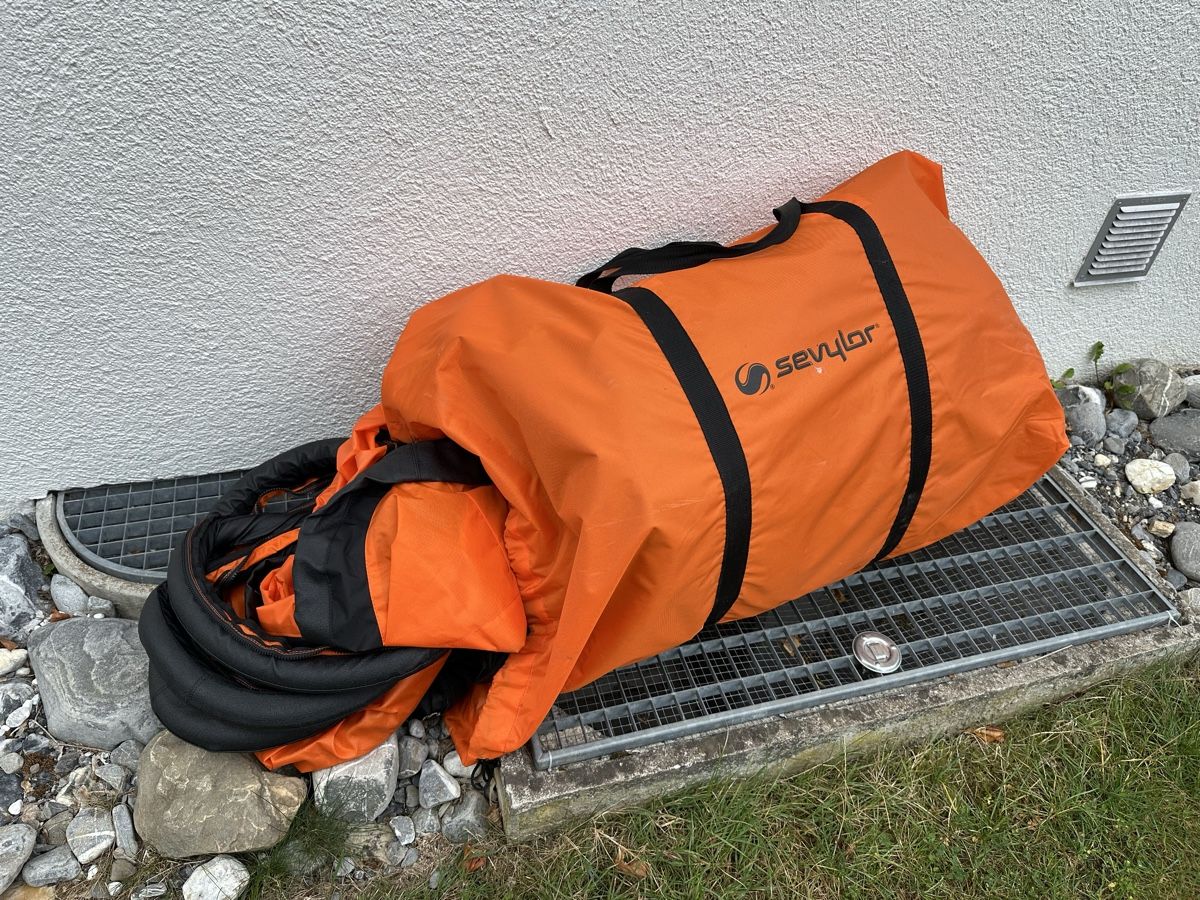 Sevylor Barche: Sevylor Pointer K2 Kajak Set mit Loch in einer Innenkammer – Difettoso da Neftenbach venduto da sunny0504 2