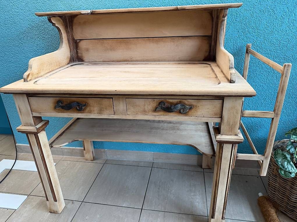 Lavabi & lavandini: Vintage Waschtisch – Usato da Fribourg venduto da 1thaila 1