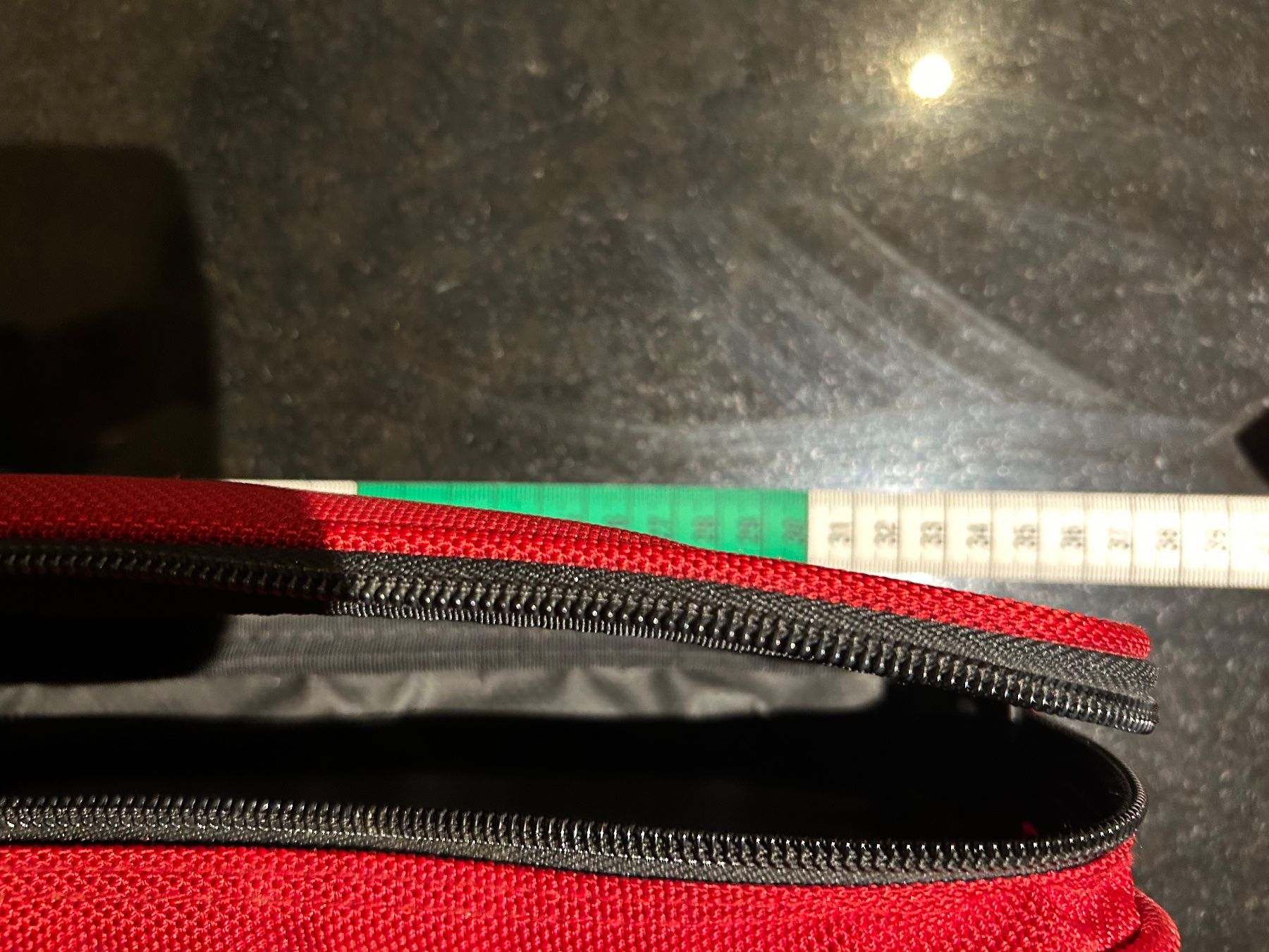 Custodie per cosmetici: Toilettenbeutel Victorinox – Usato da Zumikon venduto da Uranus88 1