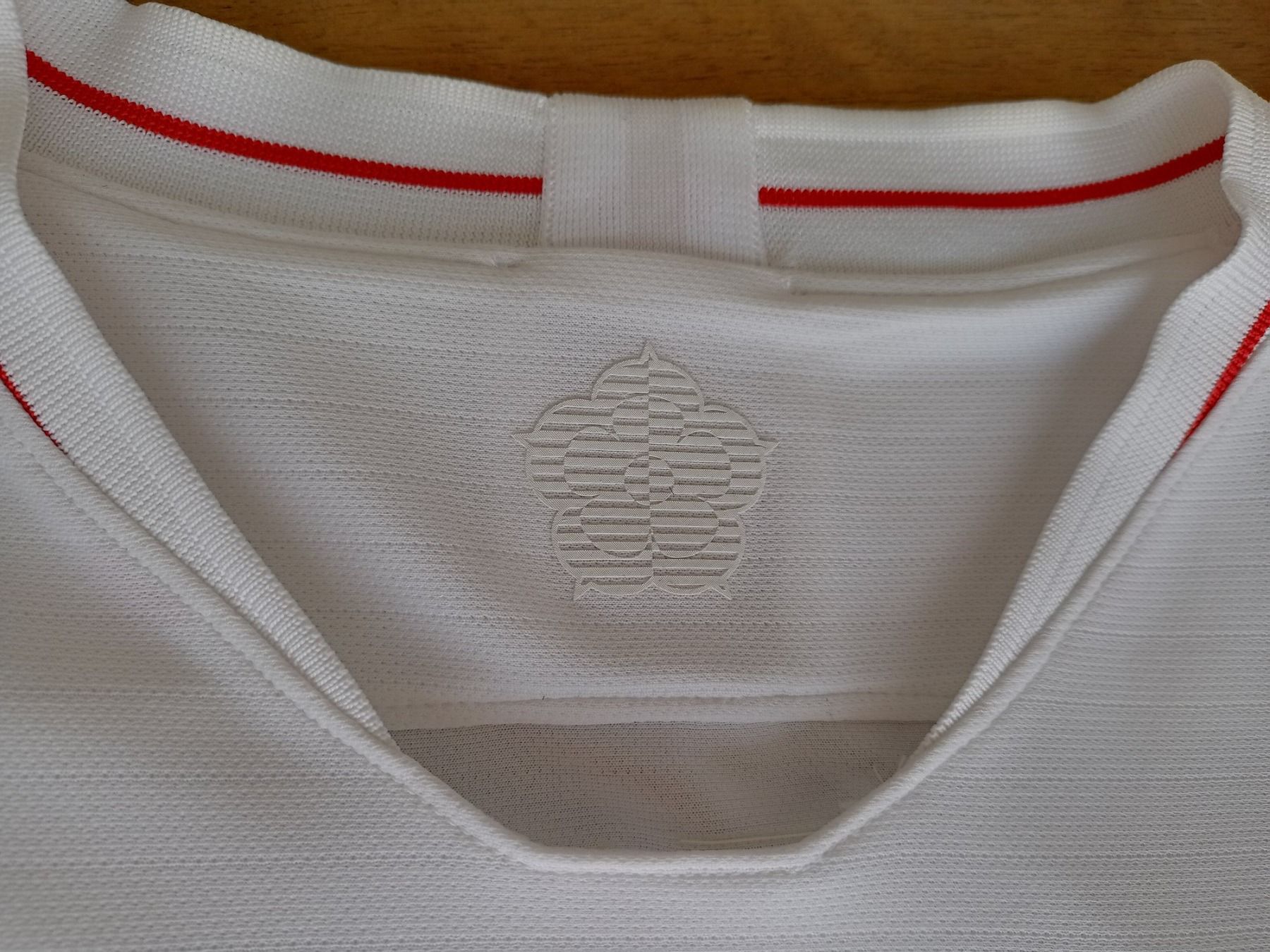 Nike Canottiere & Pantaloni: Fussball Trikot England 2018 – Nuovo (secondo la descrizione) da Rapperswil SG venduto da WATCHTIMEBOX 3