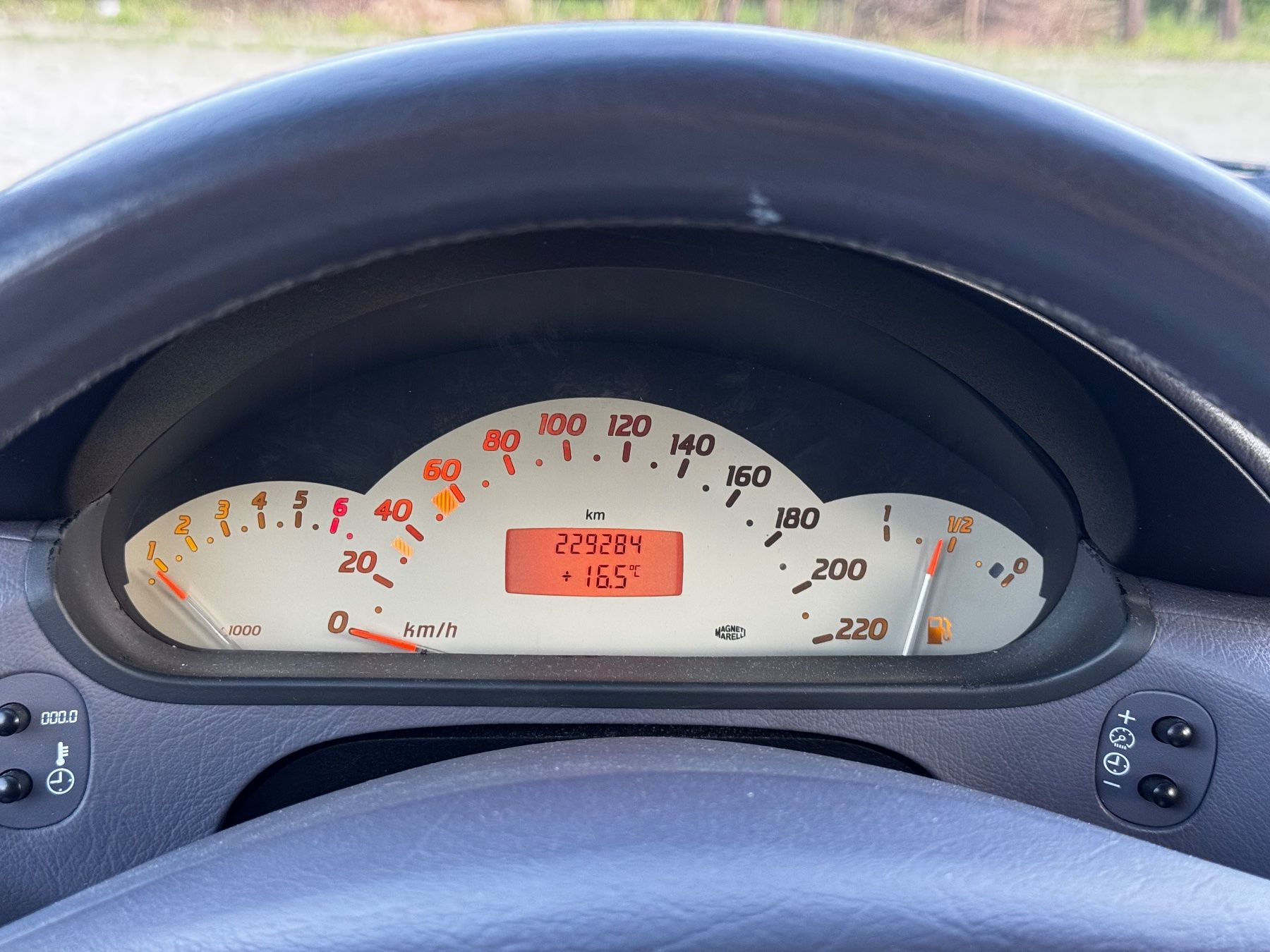 Mercedes-Benz Autos: Mercedes-Benz A 190 – Gebraucht aus Baar von lev_2cyr 6