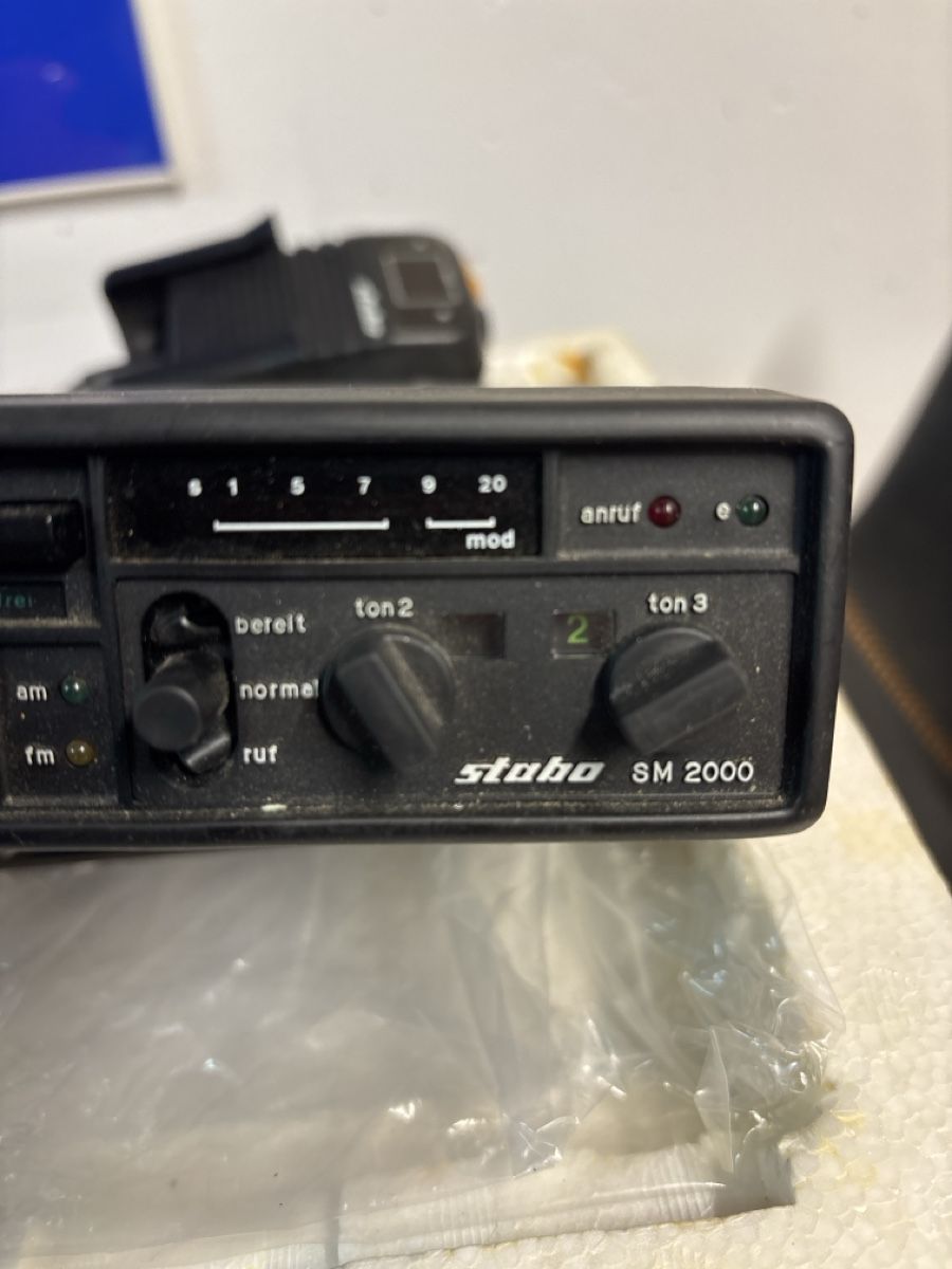 Radiocomunicazione: Radio CB Stabo SM 2000 Vintage con microfono originale! – Usato da basel venduto da Swiss._.1978 2