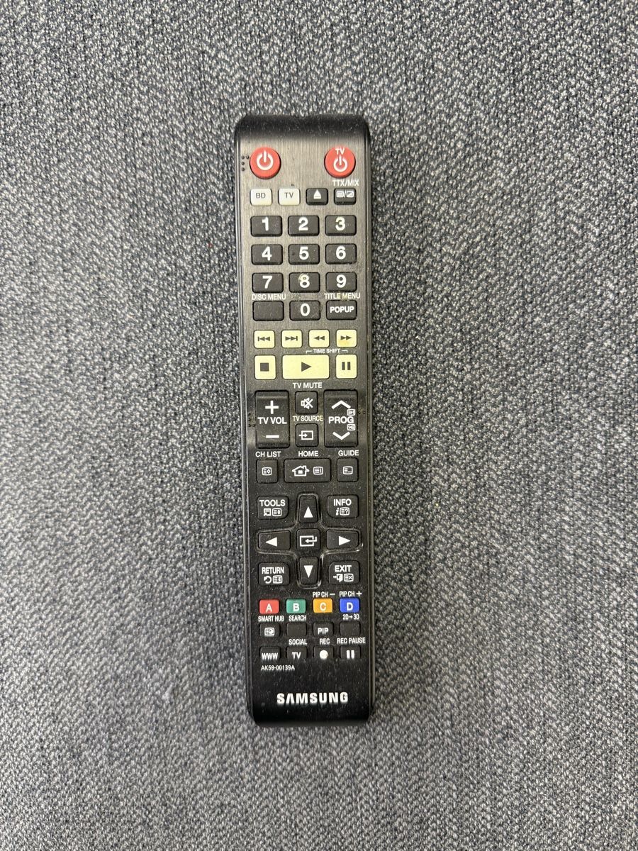 Televisori: Samsung TV – Usato da Herzogenbuchsee venduto da Gomez87 3