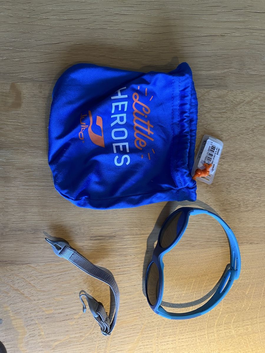 Julbo Occhiali & Lenti: Lunettes Julbo Loop M – Usato da Estavannens venduto da charriere23