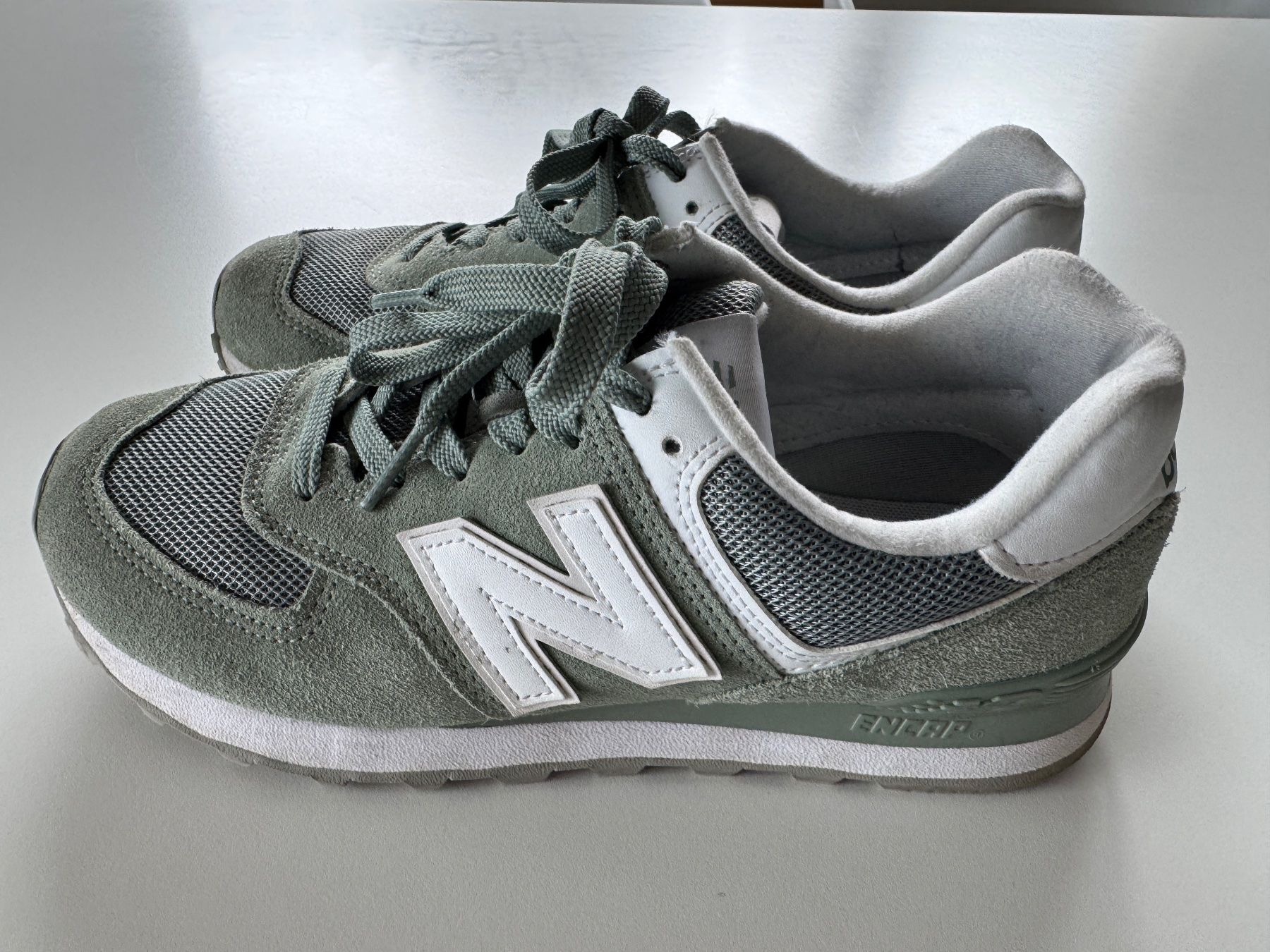 New Balance Scarpe da donna: New Balance Schuh Grösse 40 – Usato da Ringgenberg BE venduto da aendupri
