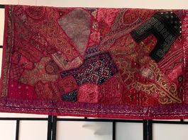 Arazzo fatto con tecnica patchwork Zardozi