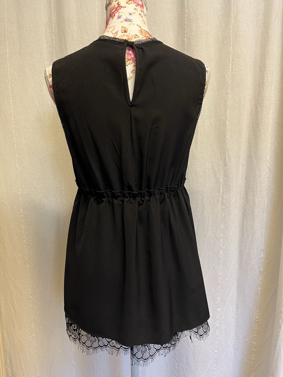 Guess Blusen: Schwarze longbluse von Guess Gr. M – Neu (gemäss Beschreibung) aus Unterägeri von Thomasli 2