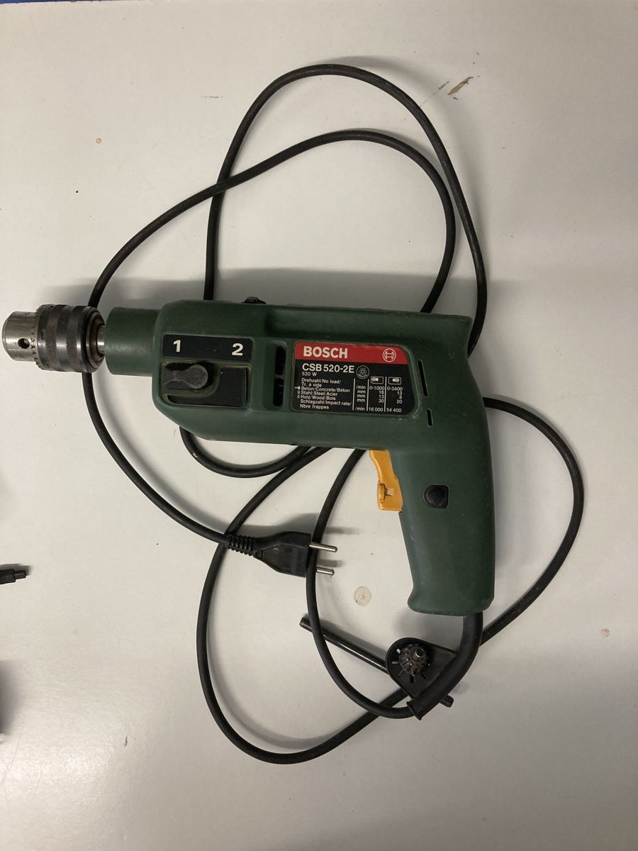 Bosch Perceuses: Bohrmaschine – D'occasion à Wallenwil par Clare1 1
