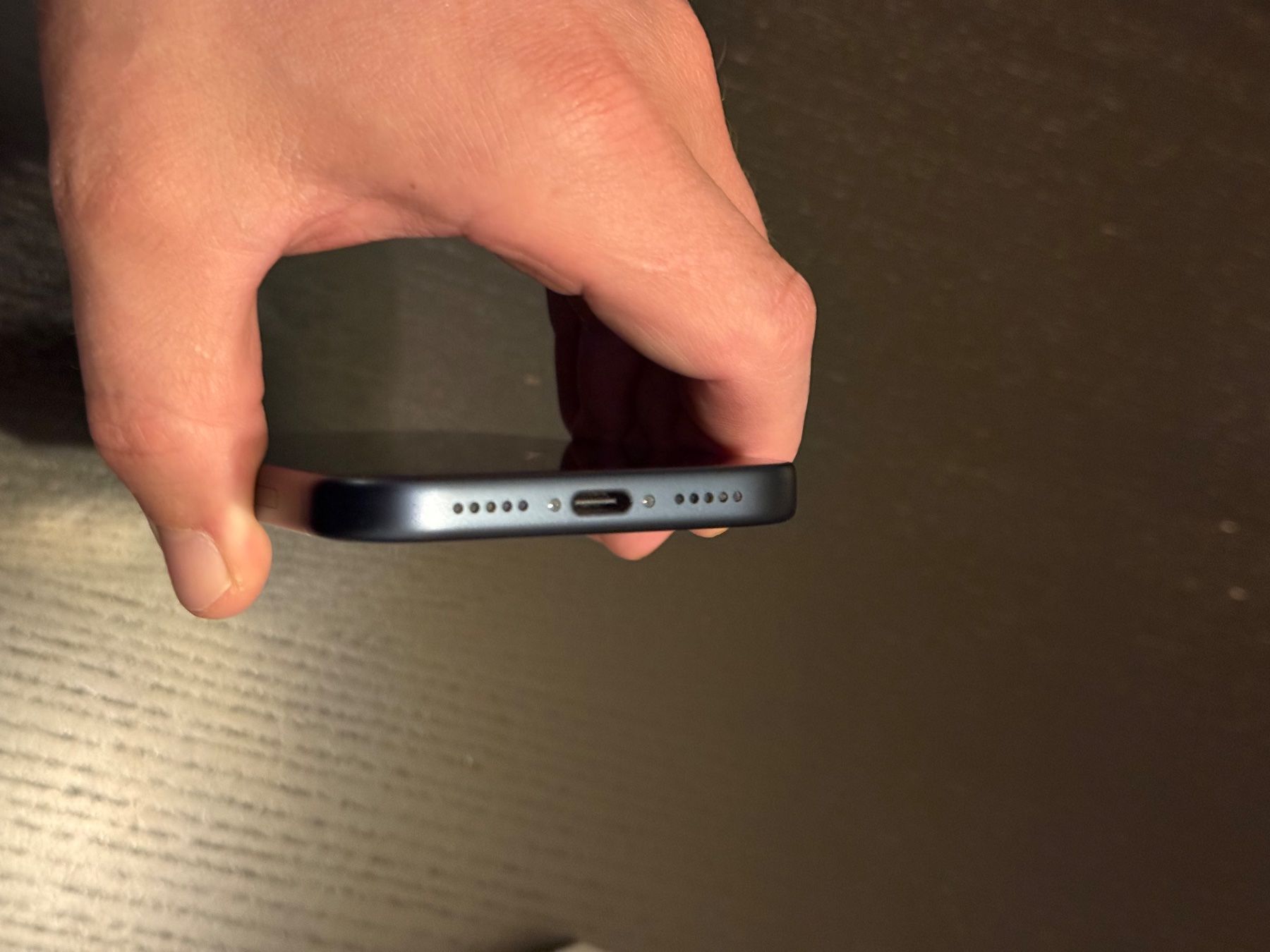 Apple Telefoni cellulari / Smartphones: Apple iPhone 17 Pro, Deep Blue, 256GB – Usato da Adelboden venduto da beni-G 3