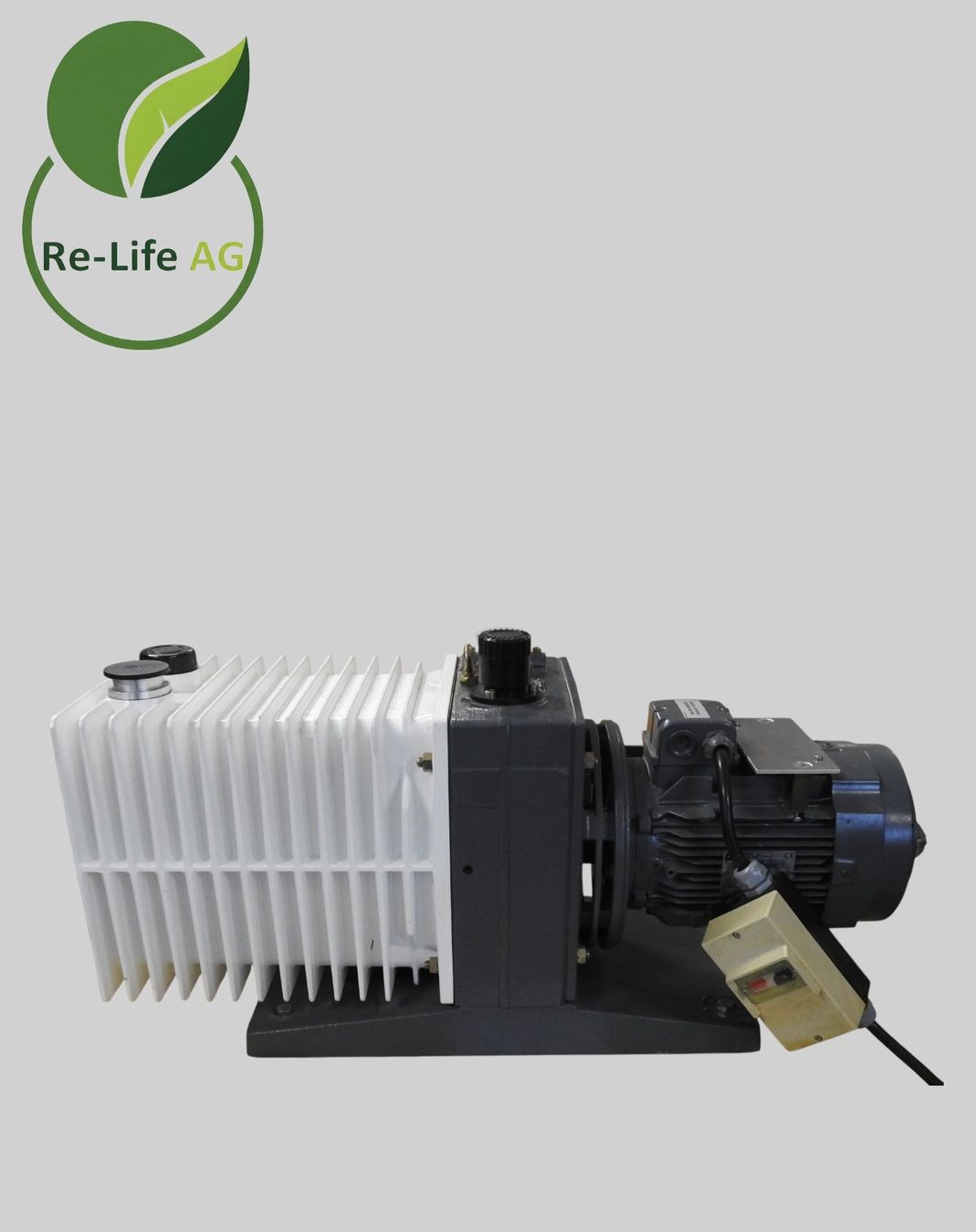 Matériel de laboratoire: Alcatel Typ 2063 SO Rotary Vane Vacuum Pump – D'occasion à Reinach BL par Re-LifeAG_Labor 1