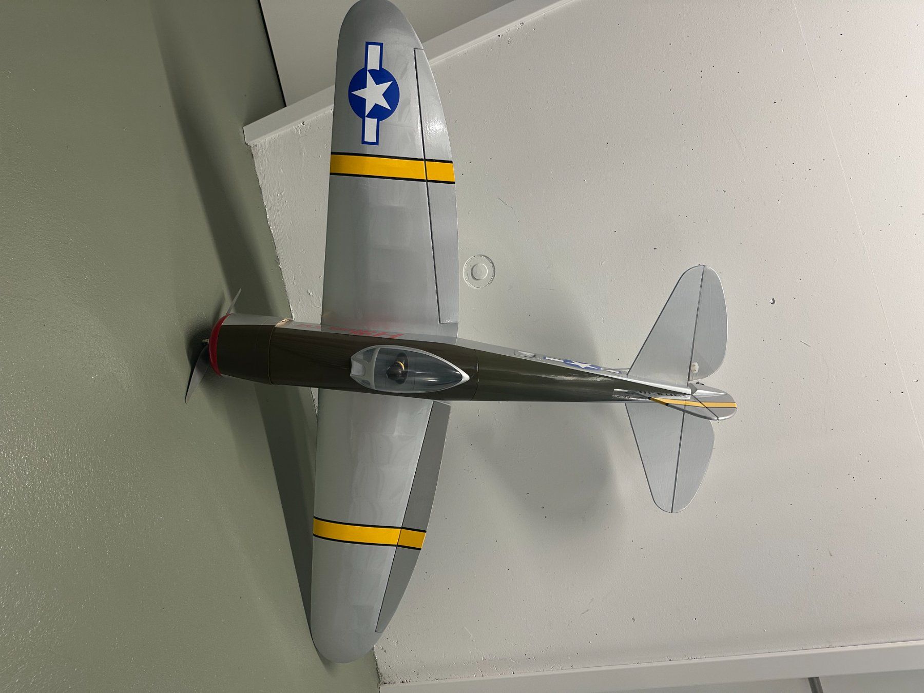Modellismo RC: FunScale P-47 von Hangar 9 – Difettoso da Untersiggenthal venduto da B999999 9