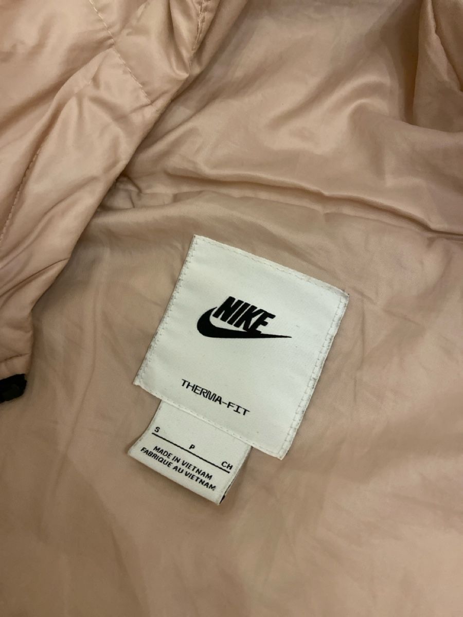 Nike Giacche: Winterjacke rosa Nike (Gr. S) – Usato da Langenthal venduto da jessiica_z 2
