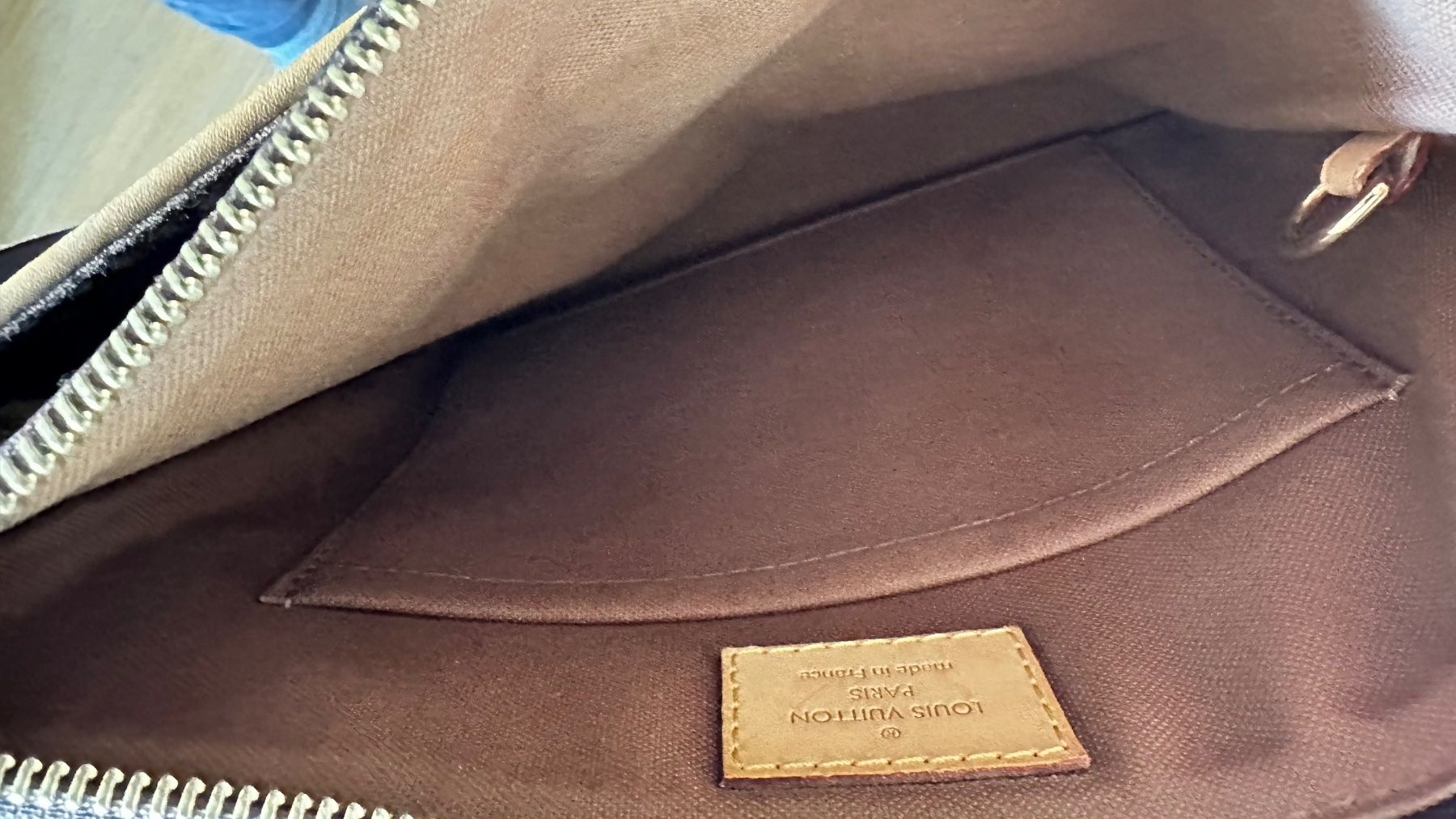 Louis Vuitton Borse: LV Louis Vuitton Pochette Valmy Monogram – Usato da Ponte Capriasca venduto da Zoezoe16 3