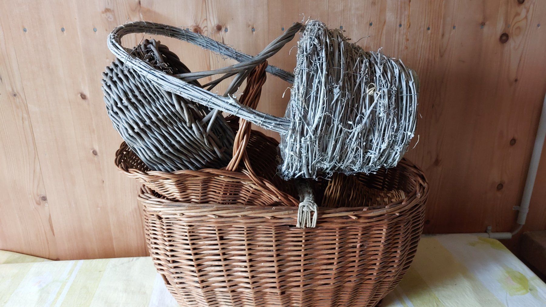 Altro per la casa: Diverse Körbli – Usato da Thörigen venduto da Mairitterling 3