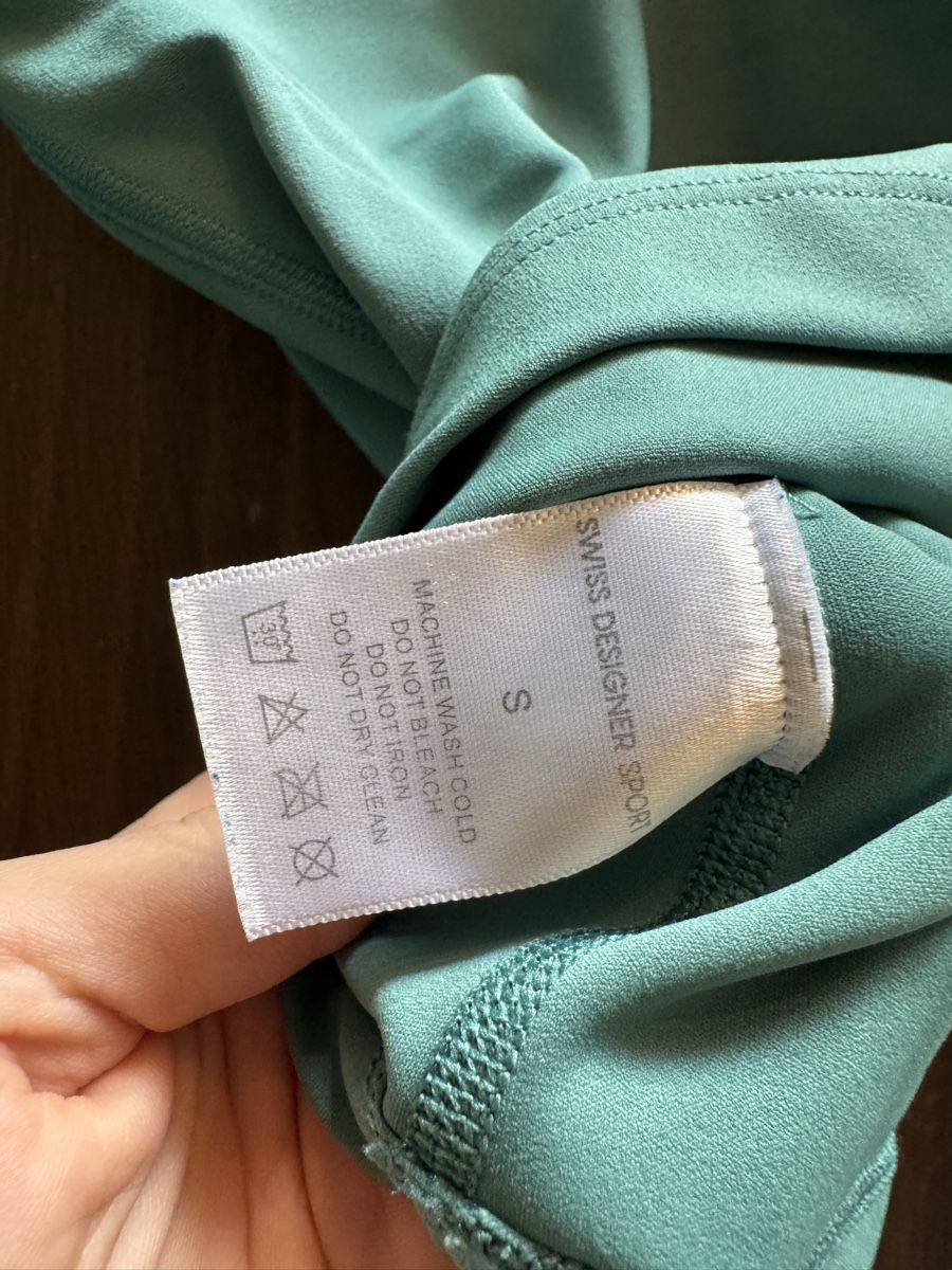 Top: Swiss Designer Sport Top, Gr. S – Usato da Sursee venduto da ste_zr96 5
